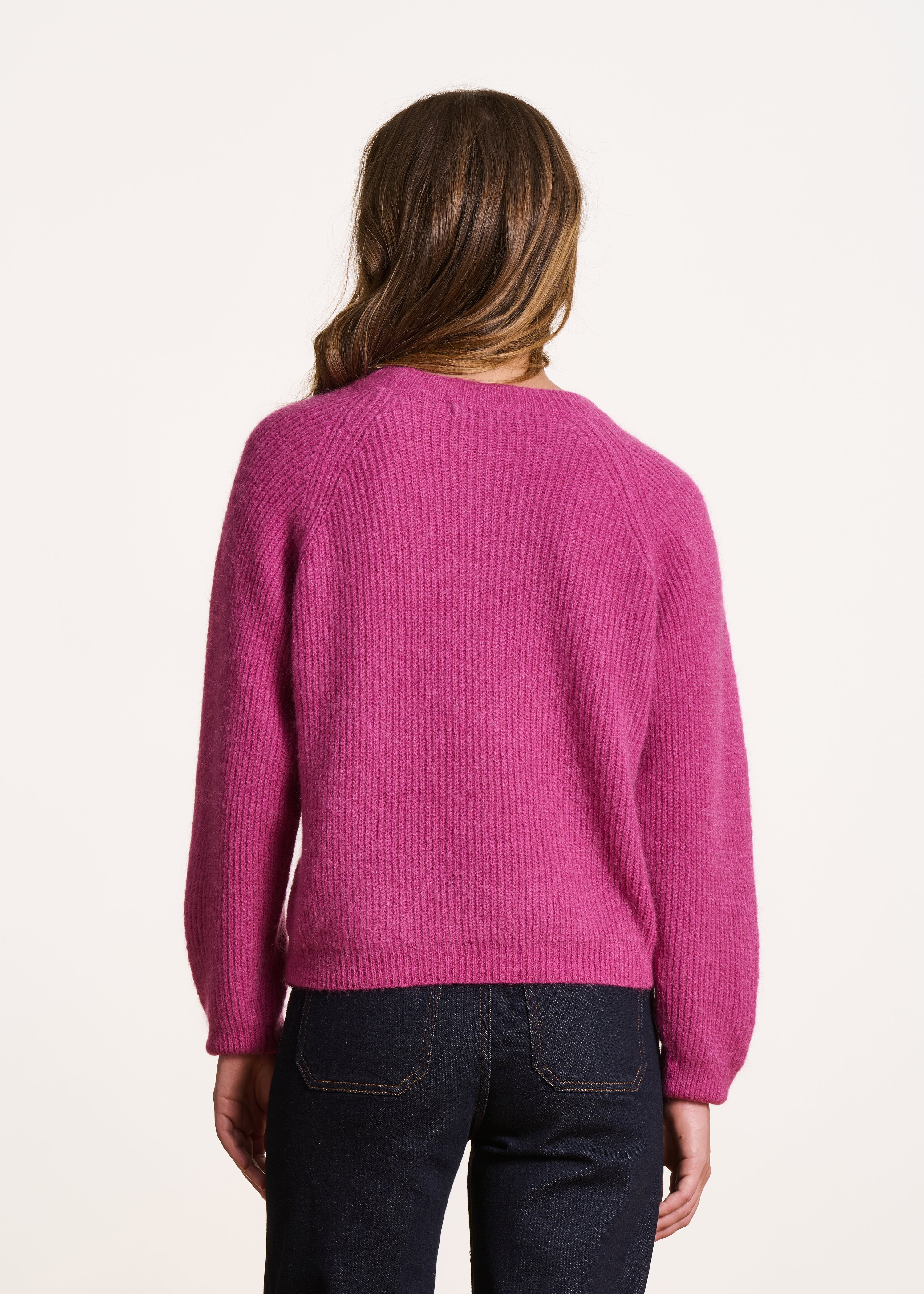 Pull rose fuchsia manches longues col rond maille à côtes