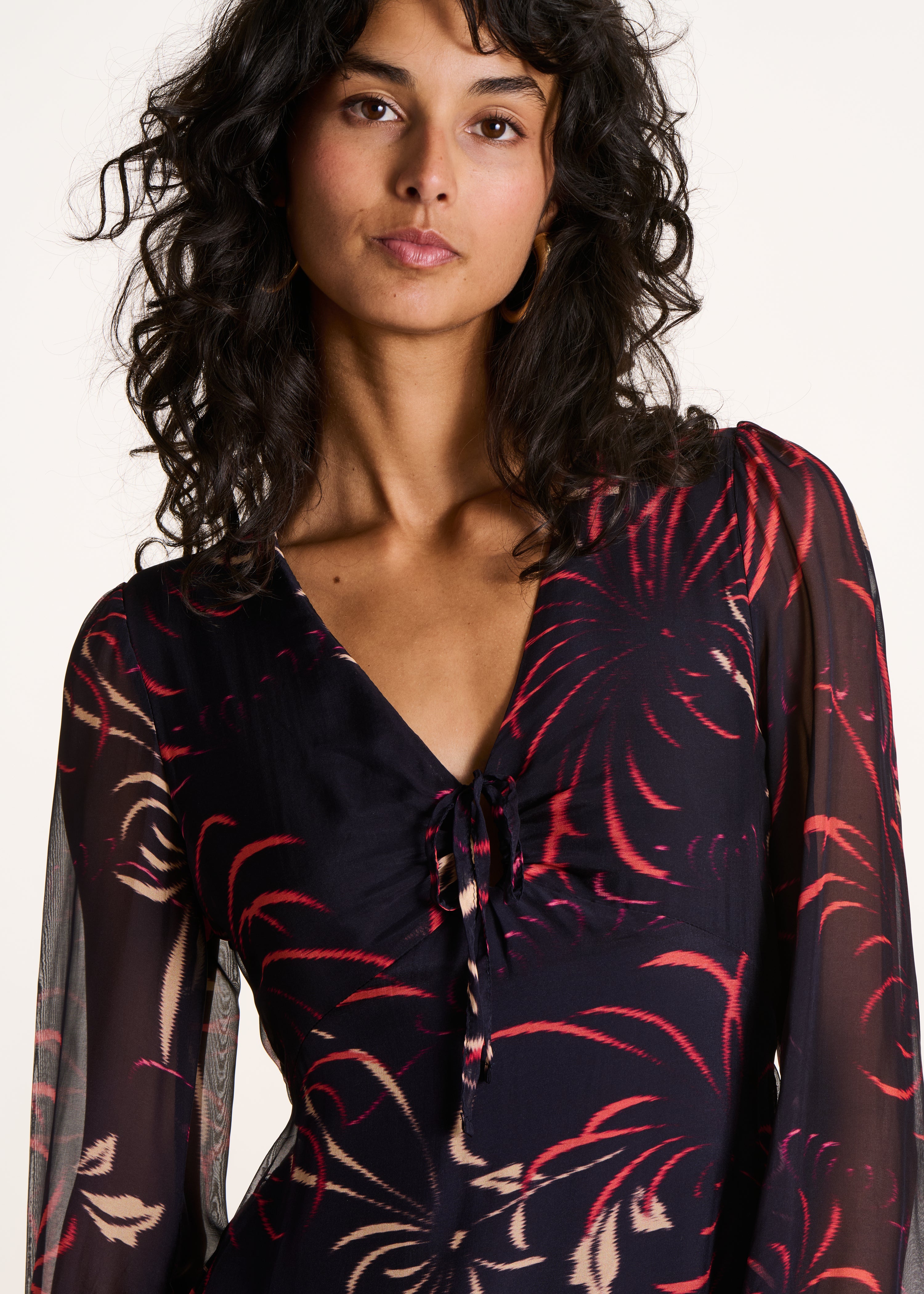 Long dress in dark blue printed voile