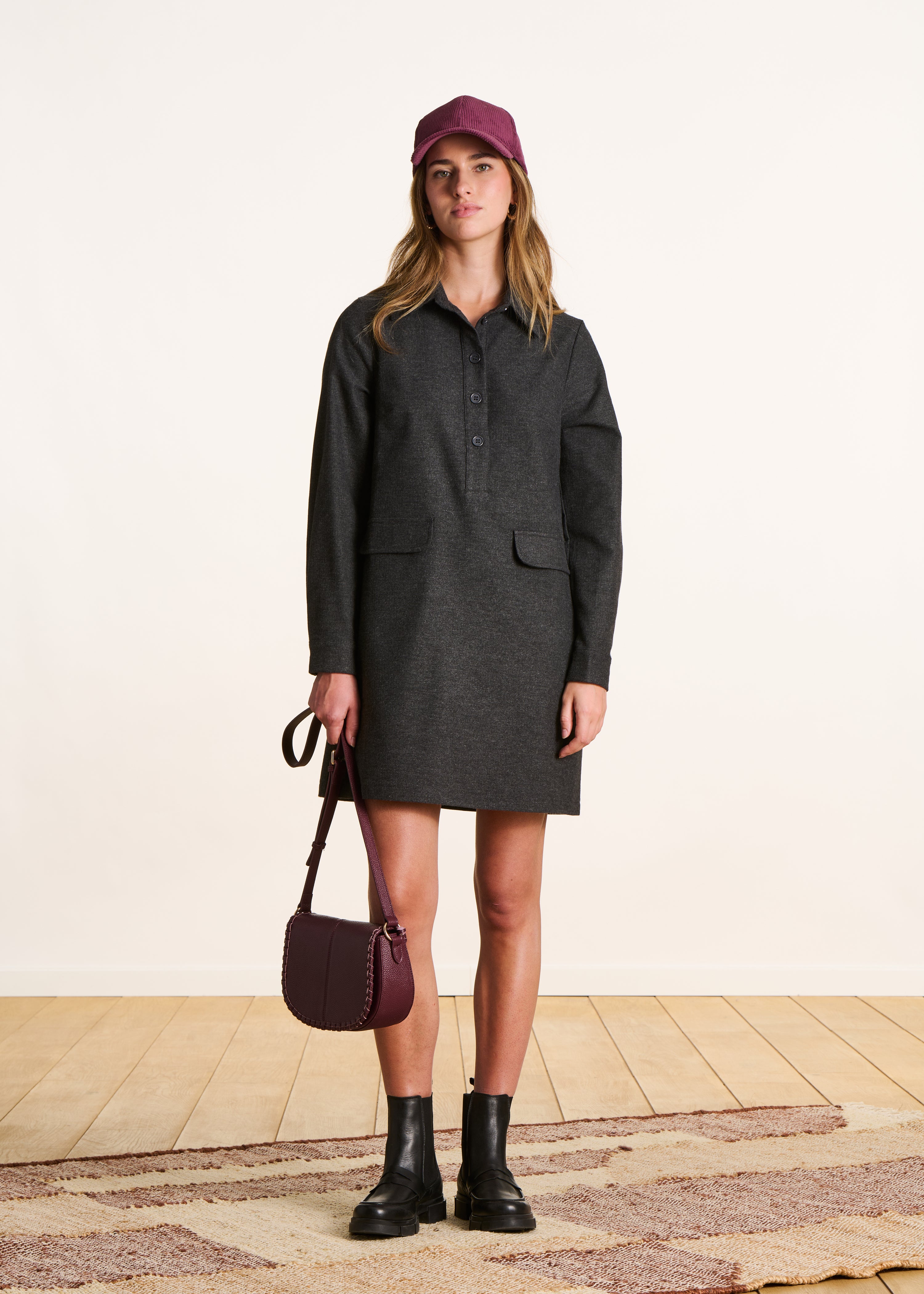 Short shirt dress in dark grey tweed