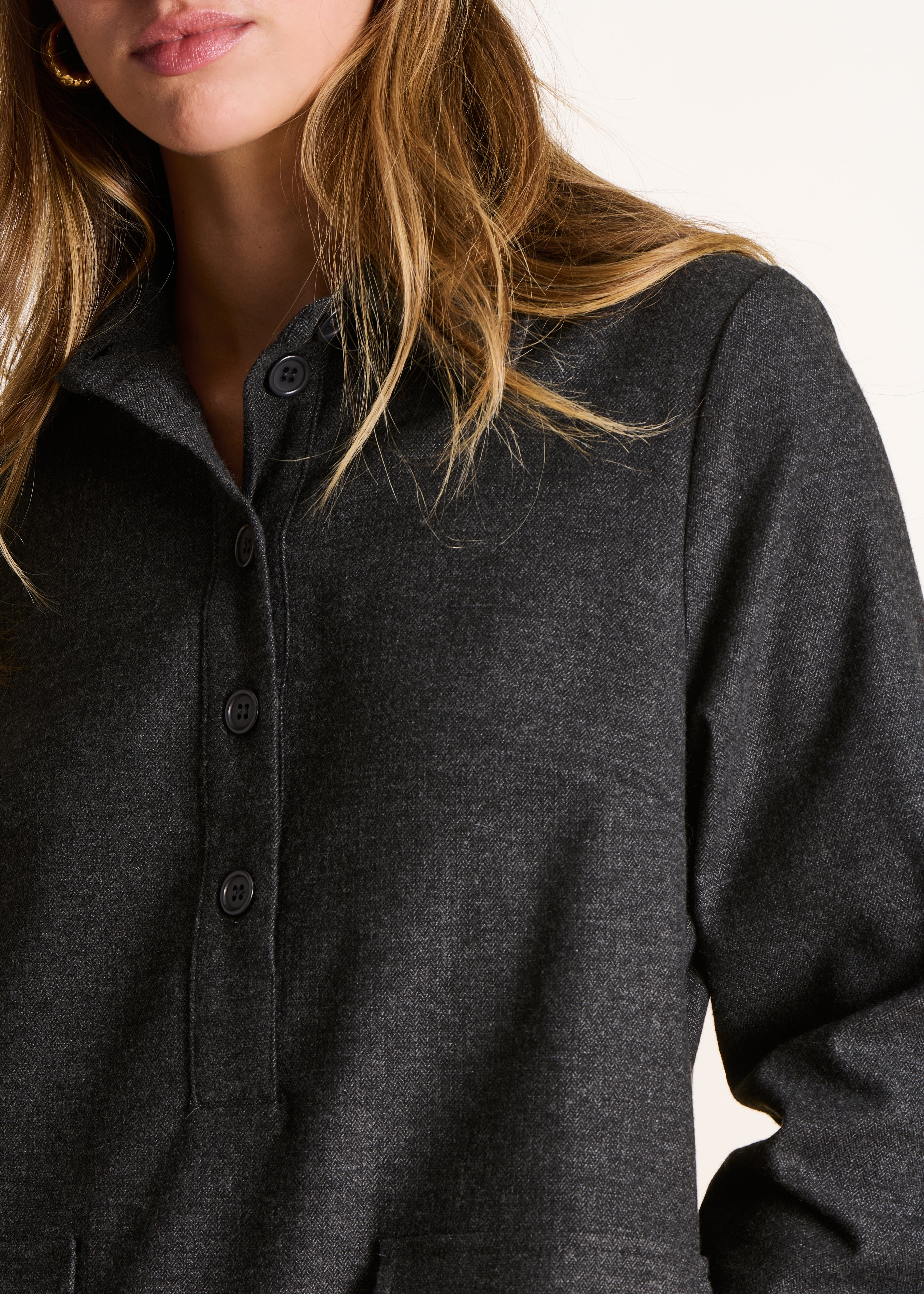 Short shirt dress in dark grey tweed