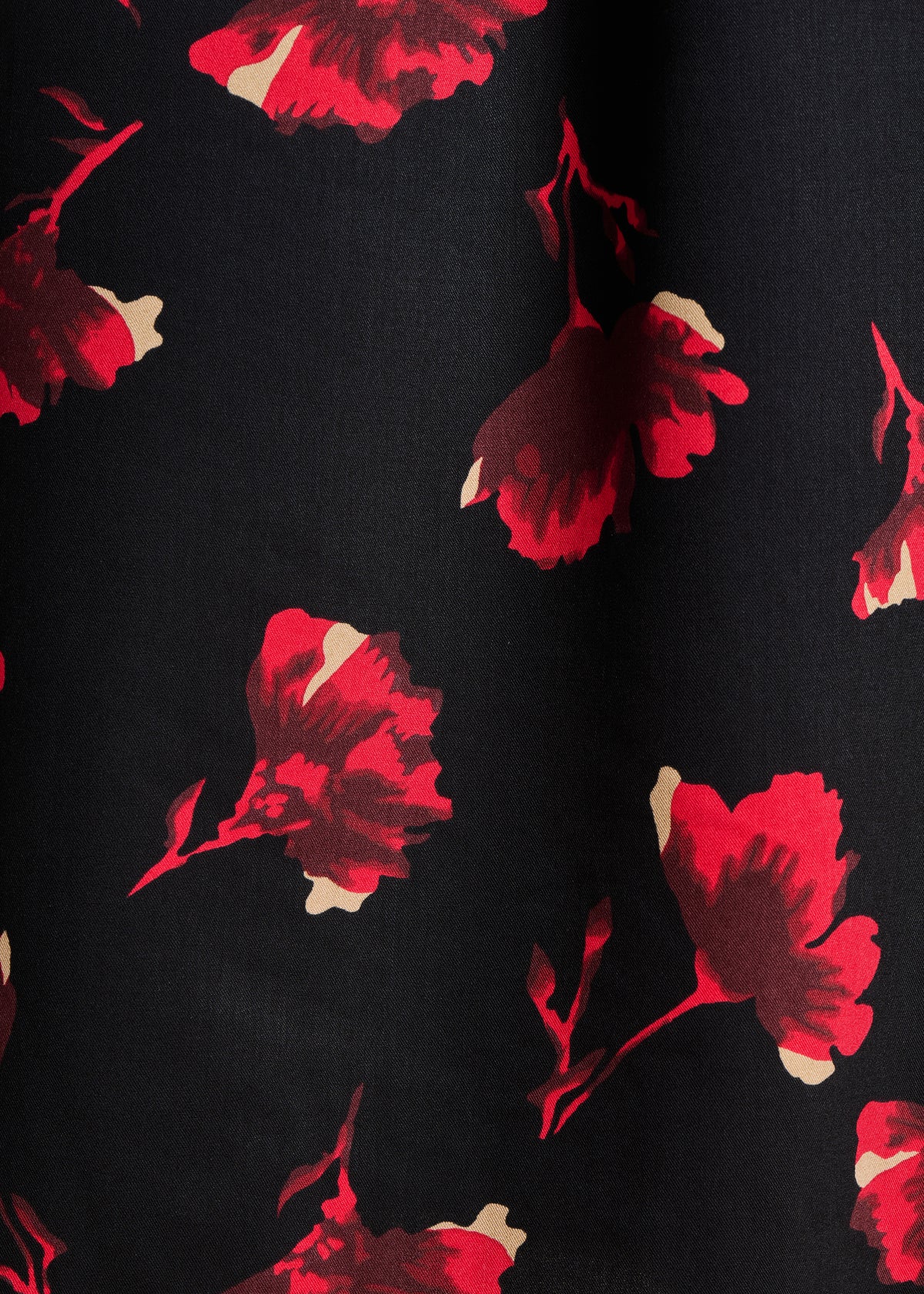 Korte bloemenjurk zwart en rood met lange mouwen