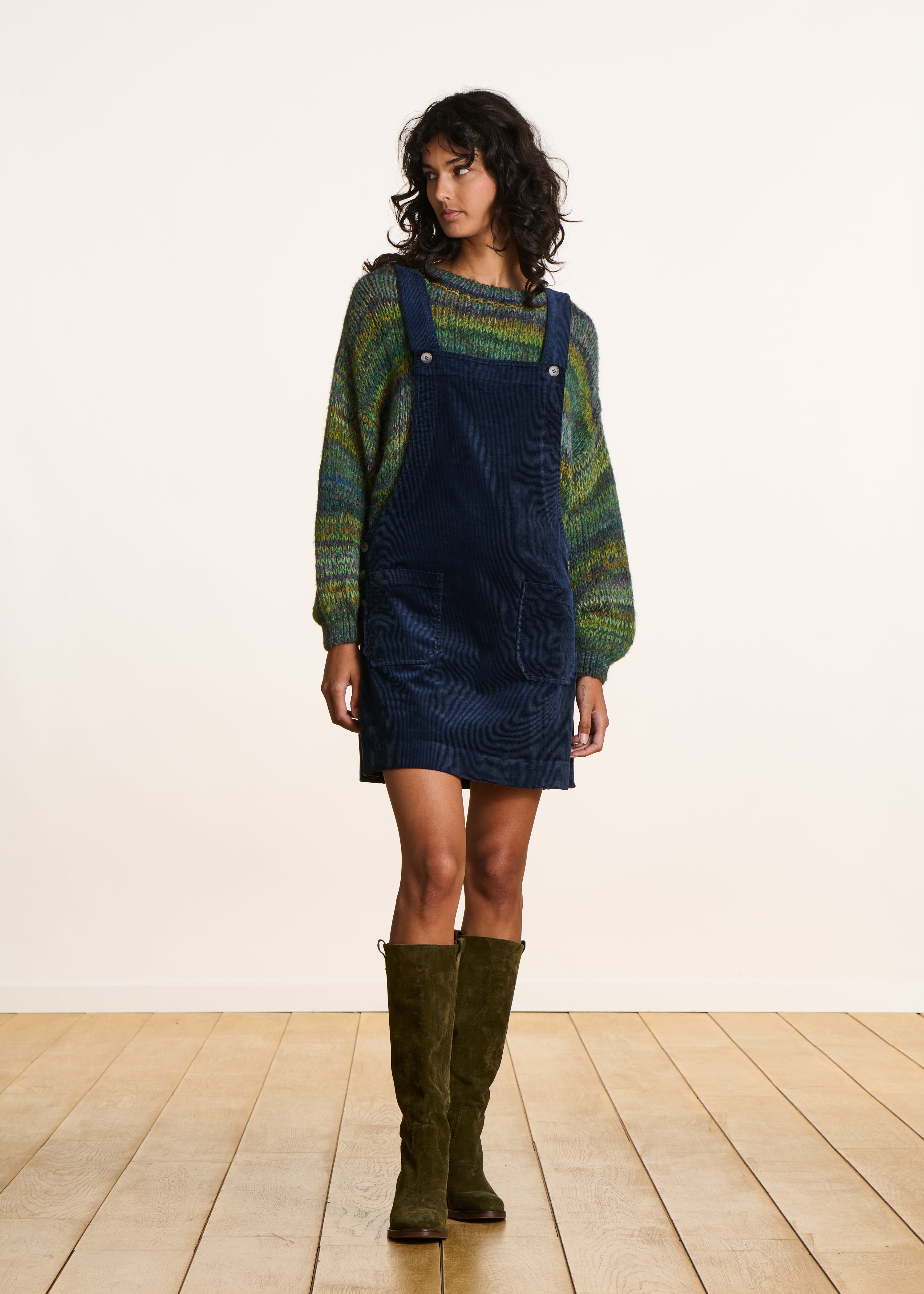 Short navy blue velvet pinafore dress La Fée Maraboutée