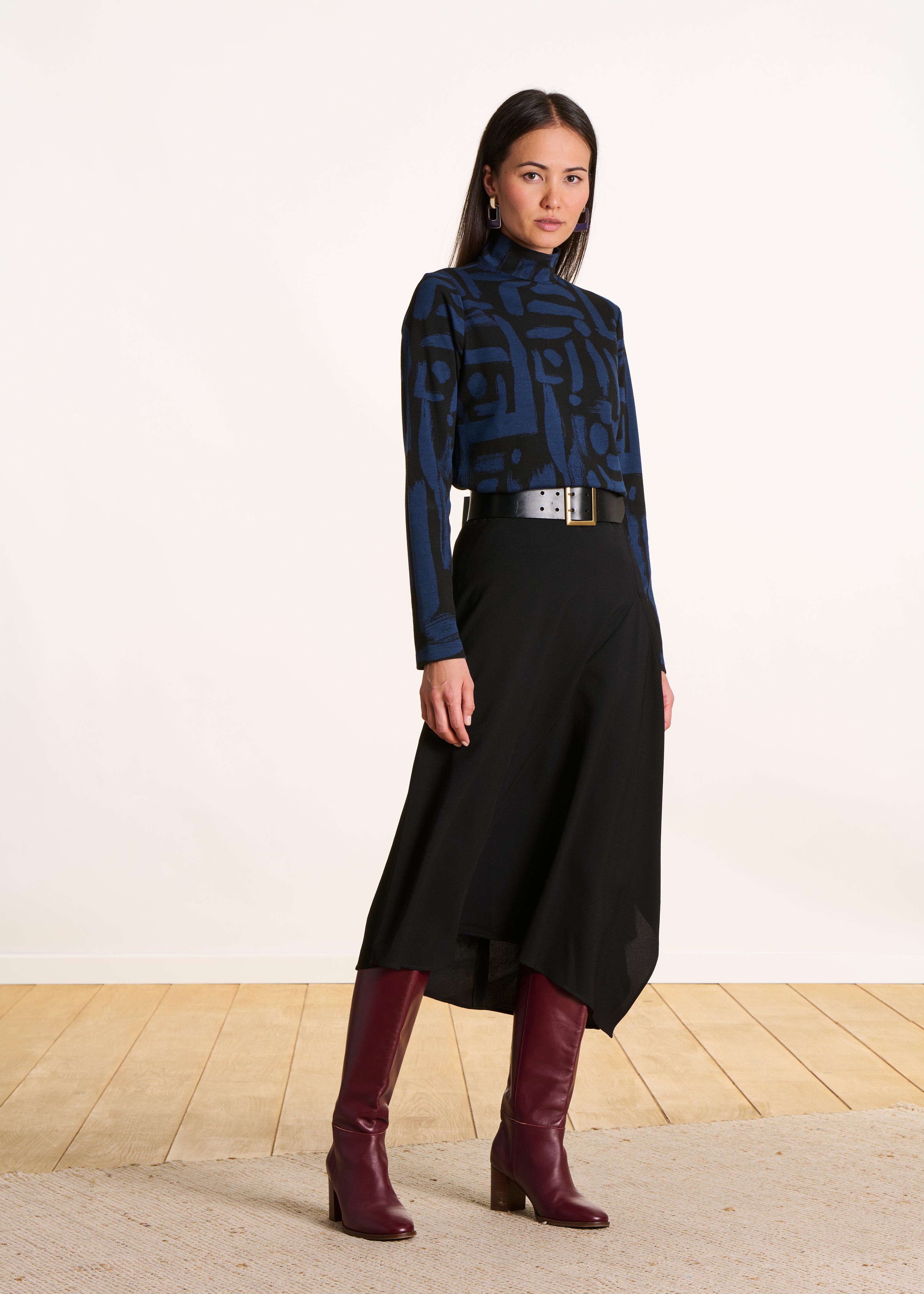 T-Shirt schwarz und blau aus Jacquard mit Print, langärmlig