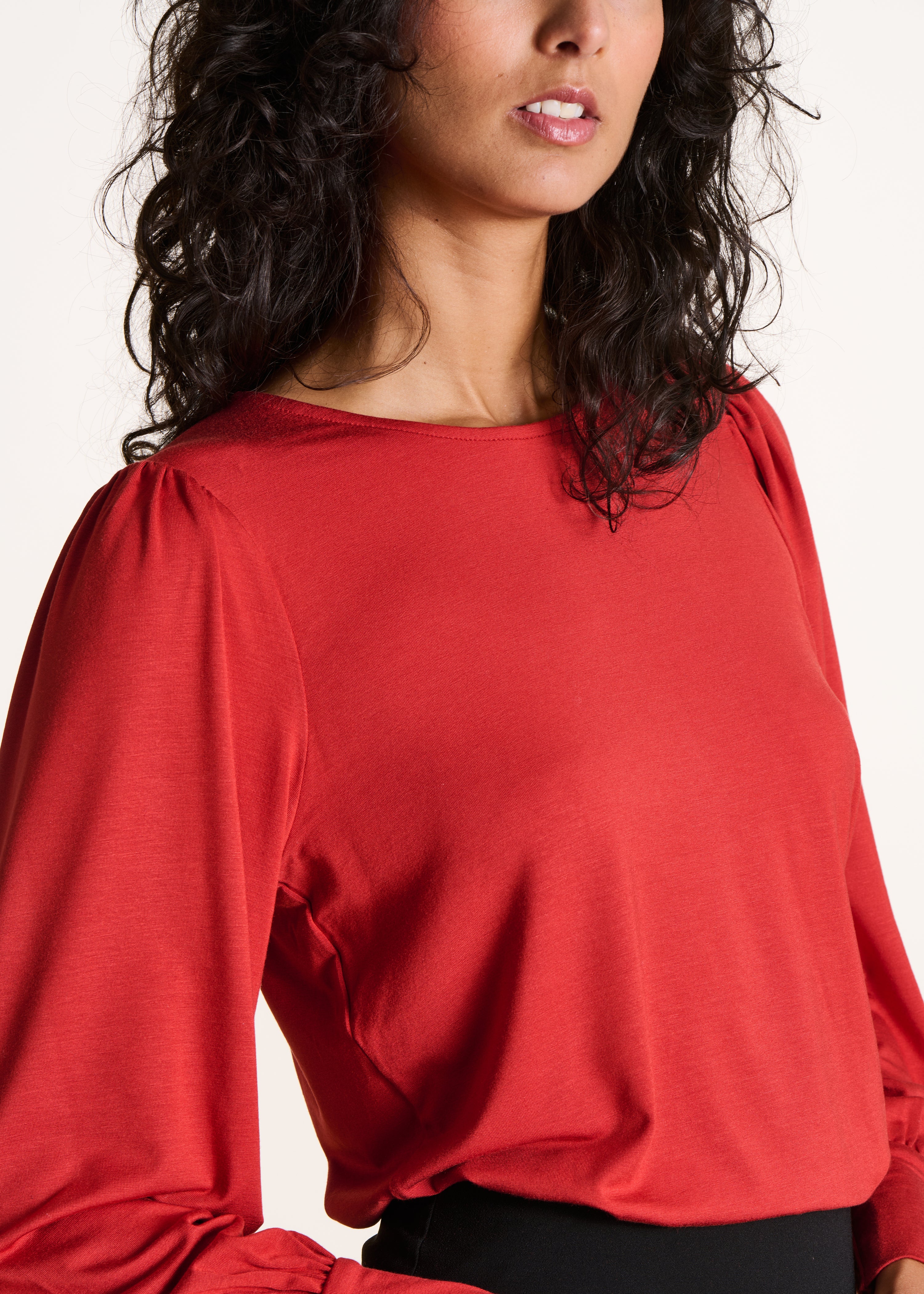 T-shirt rouge ample manches longues