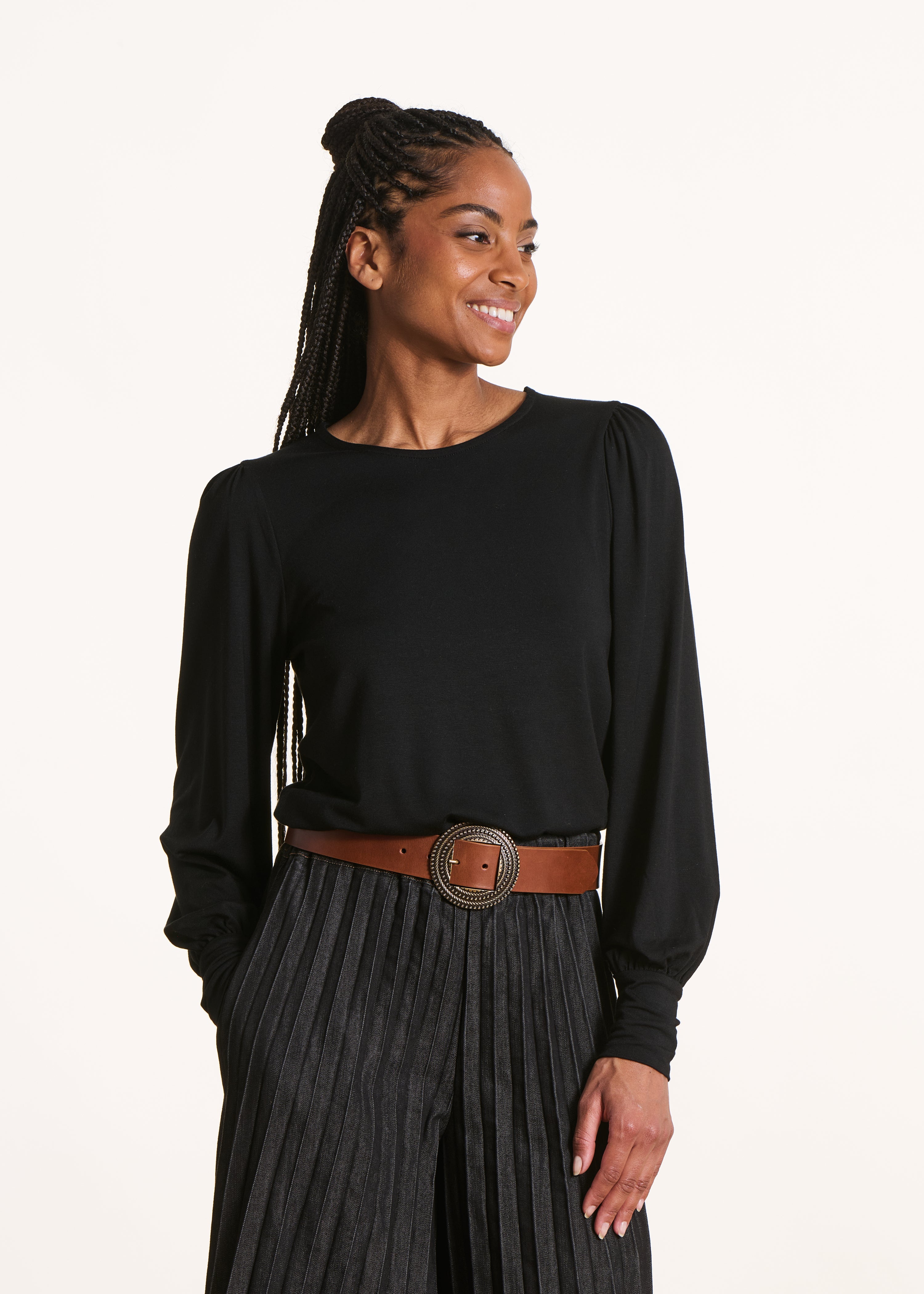 Camiseta negra holgada de manga larga en modal