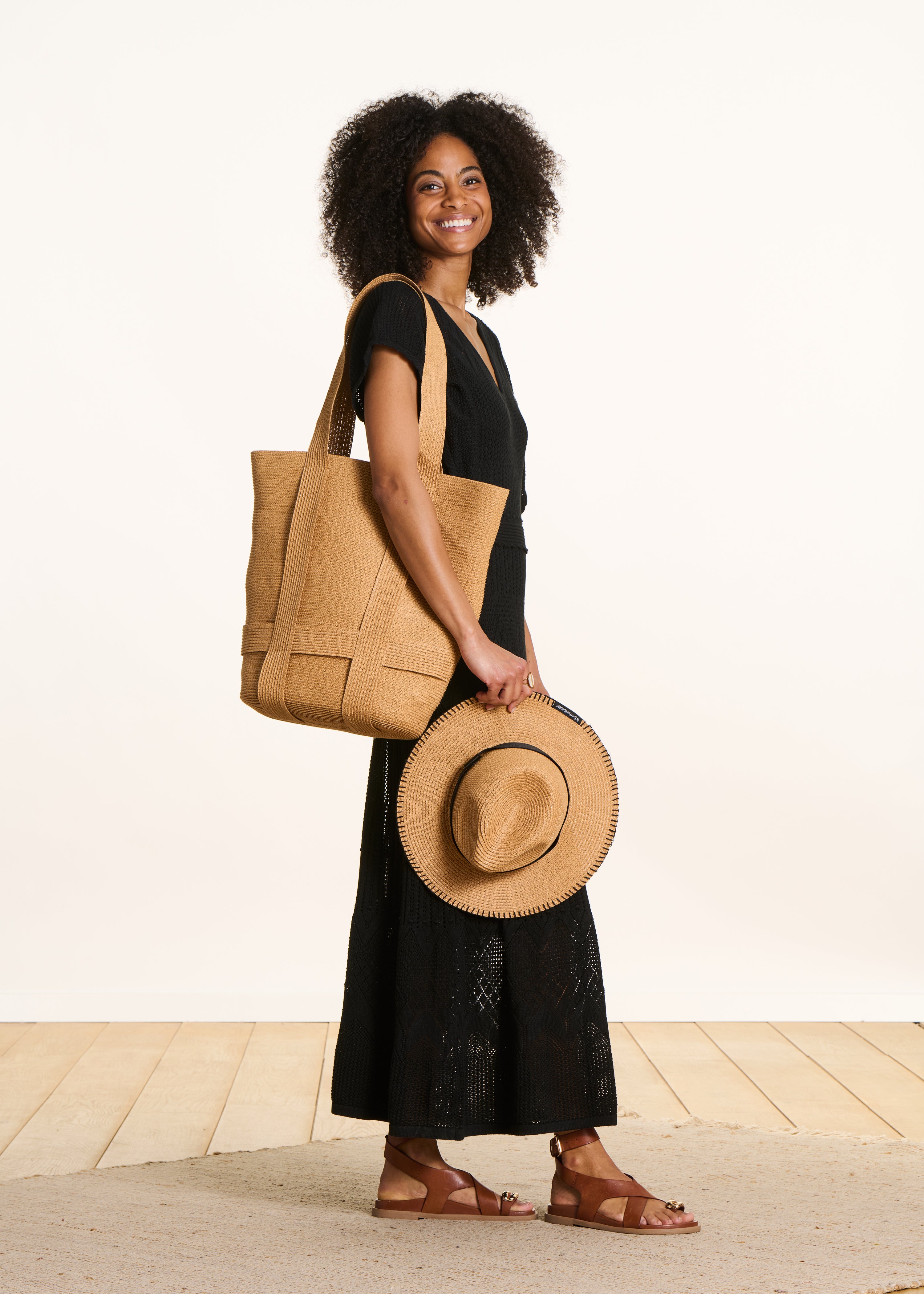 Beige Strohtasche