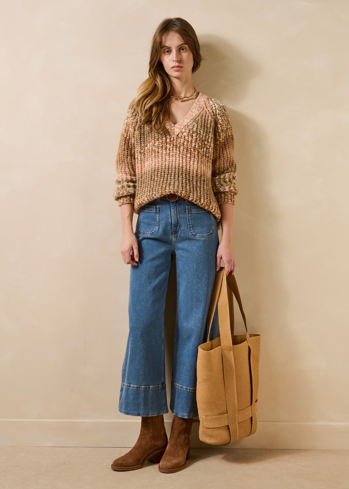 Beige Tasche - Filma