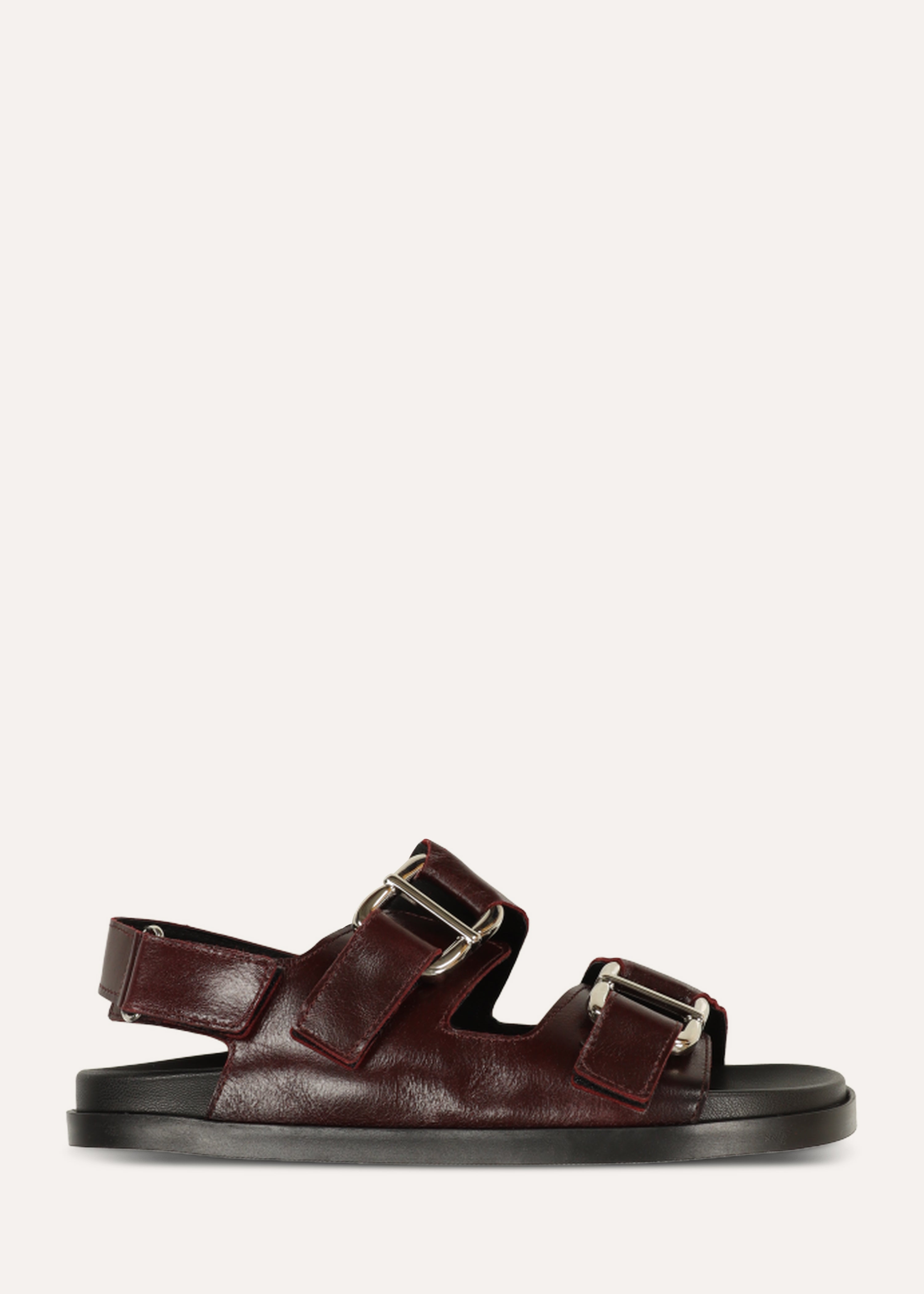 Flache Sandalen aus bordeauxrotem Leder