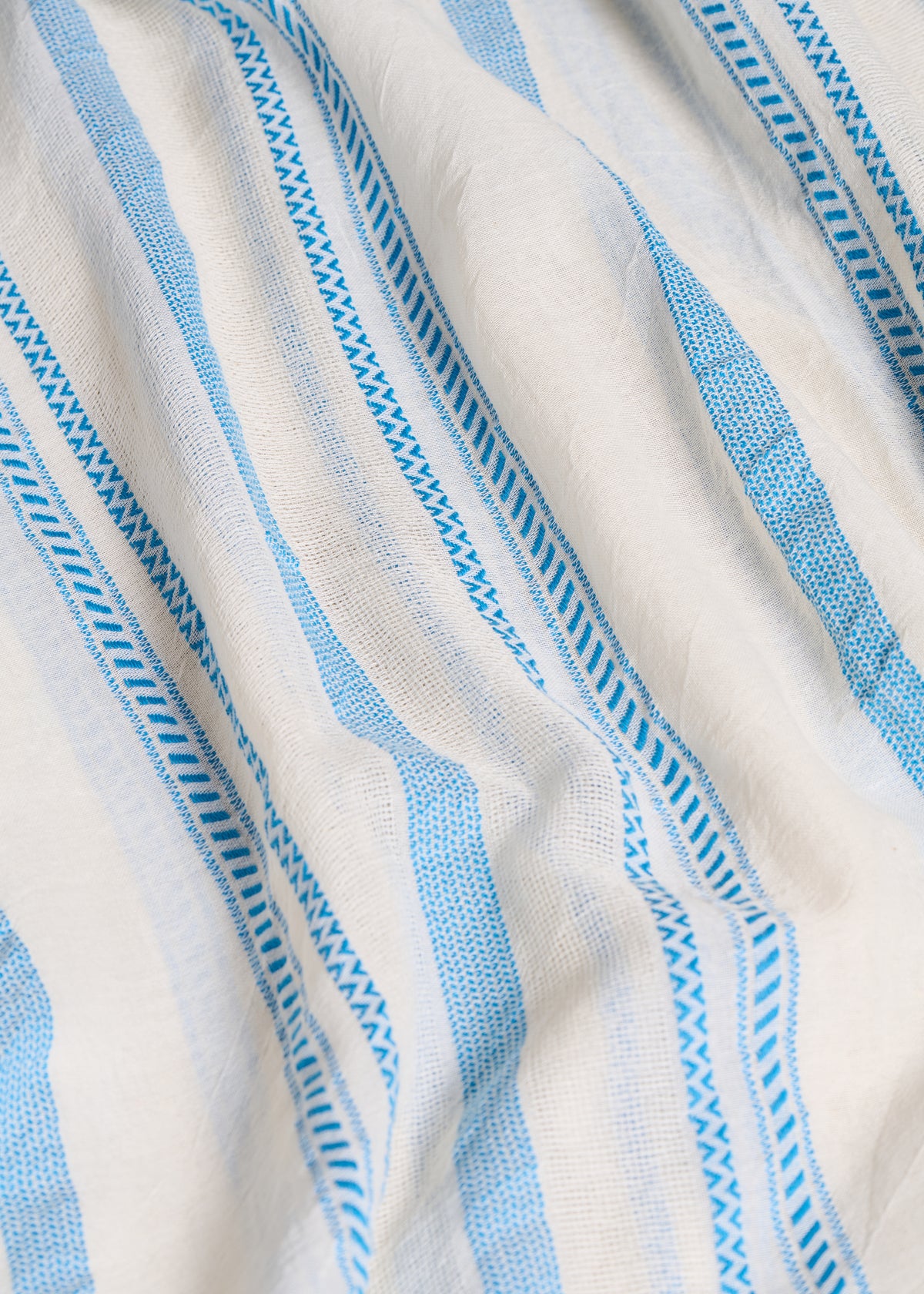 Cotton scarf with blue stripes