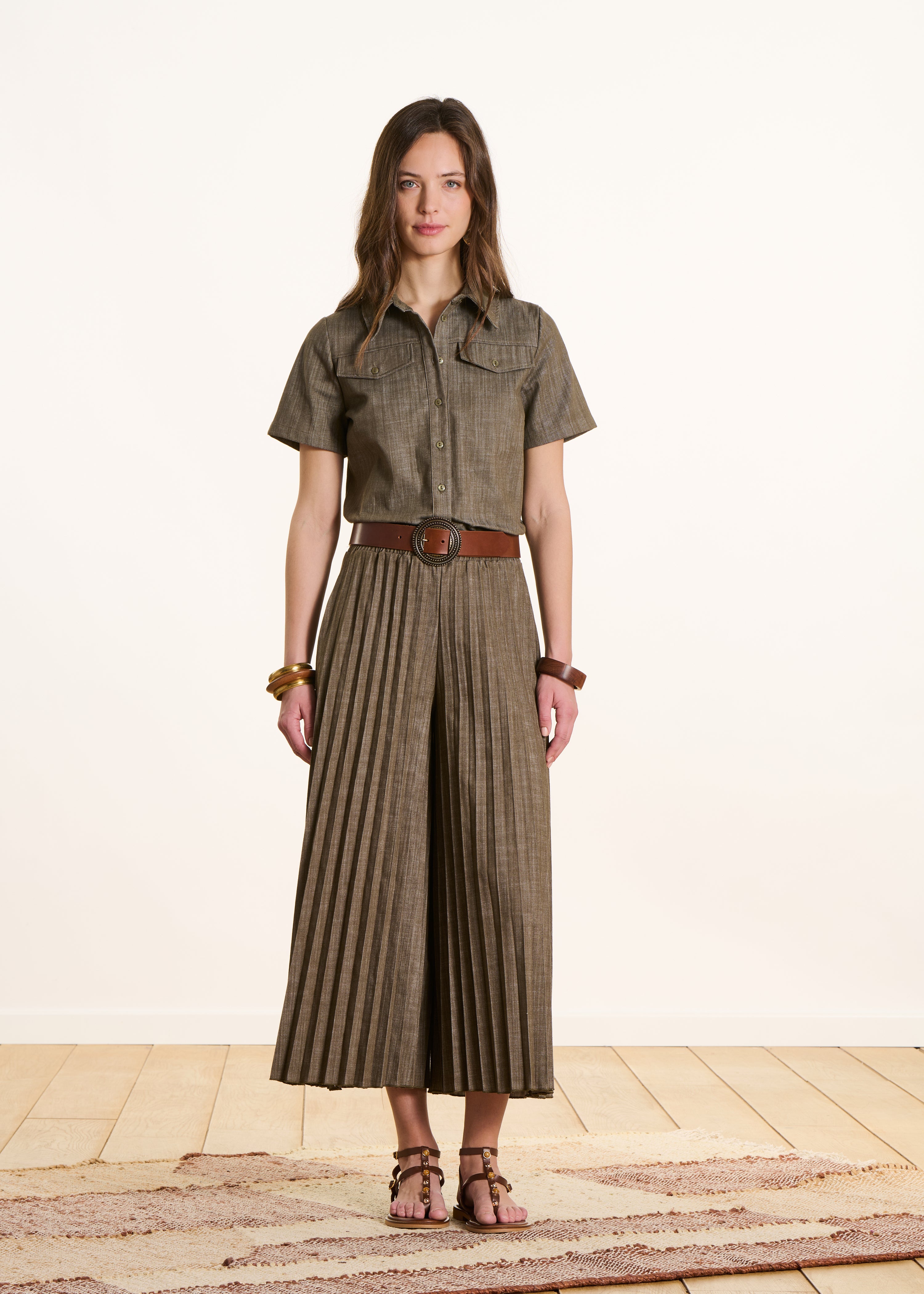 Kaki denim blouse met korte mouwen