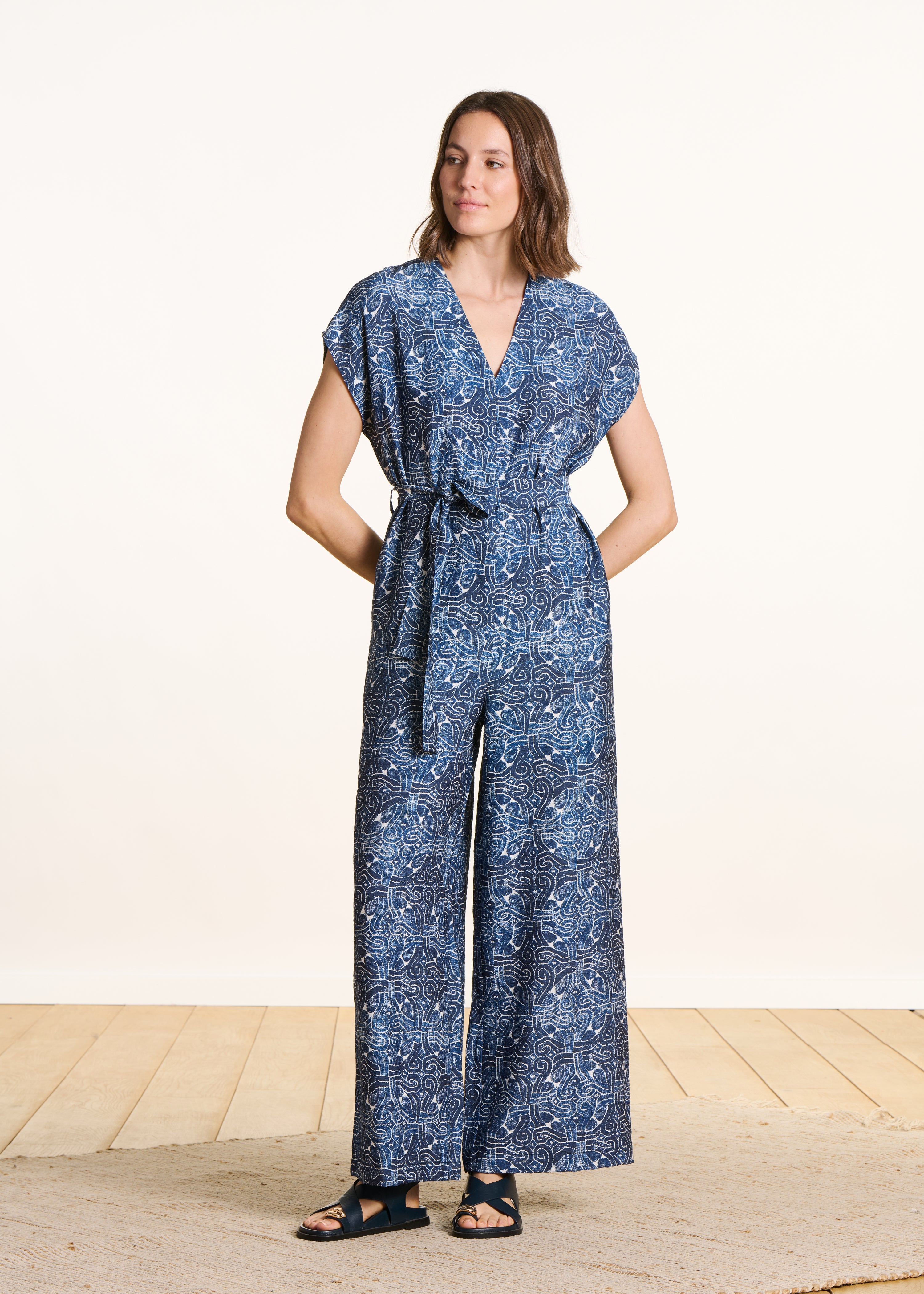 SHEIN Modely Robe Sirène à Col Carré Manches Bouffantes Fleurie (sans Ceinture) | Mode En Ligne
