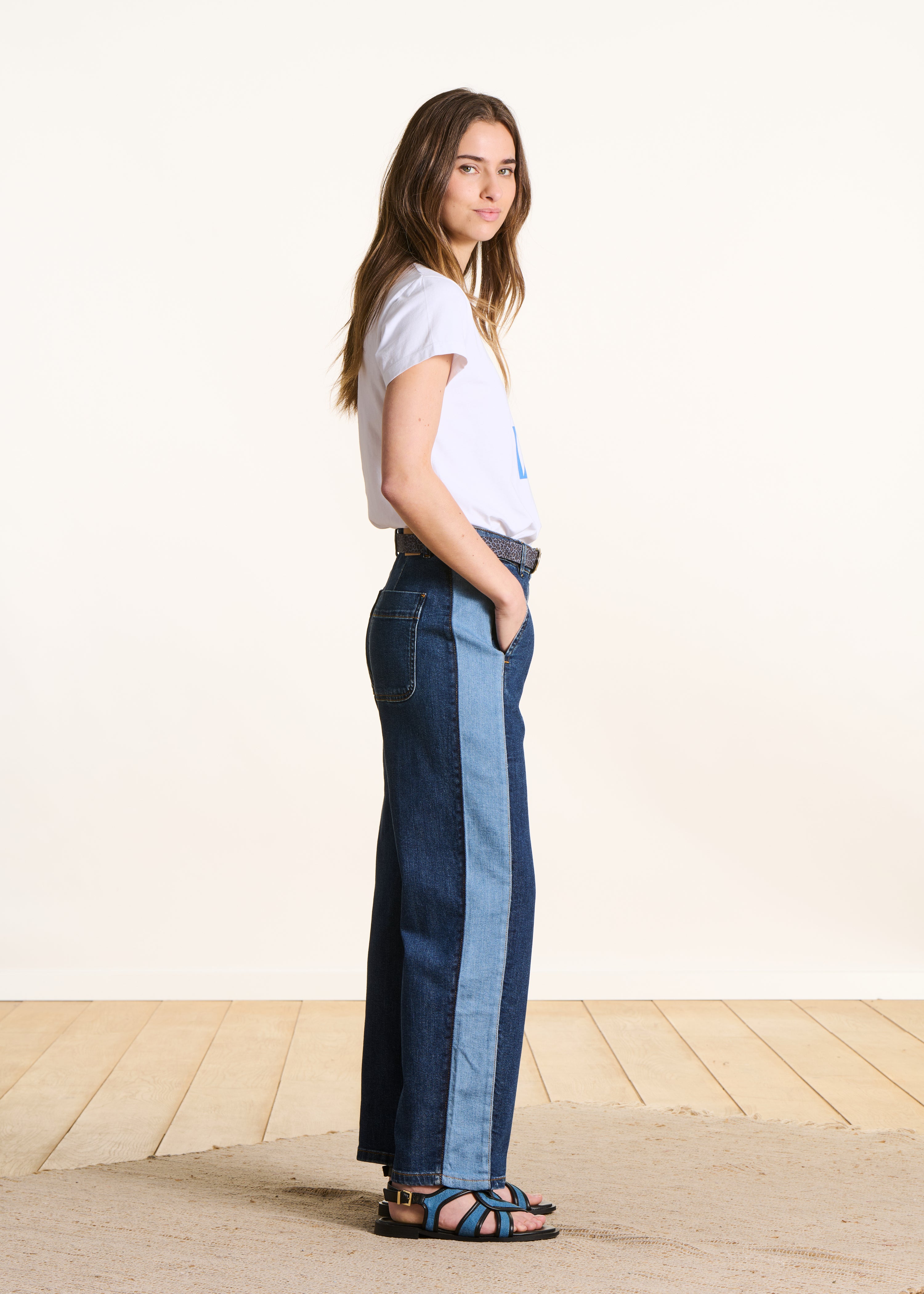 Jeans a gamba dritta bicolore in cotone biologico