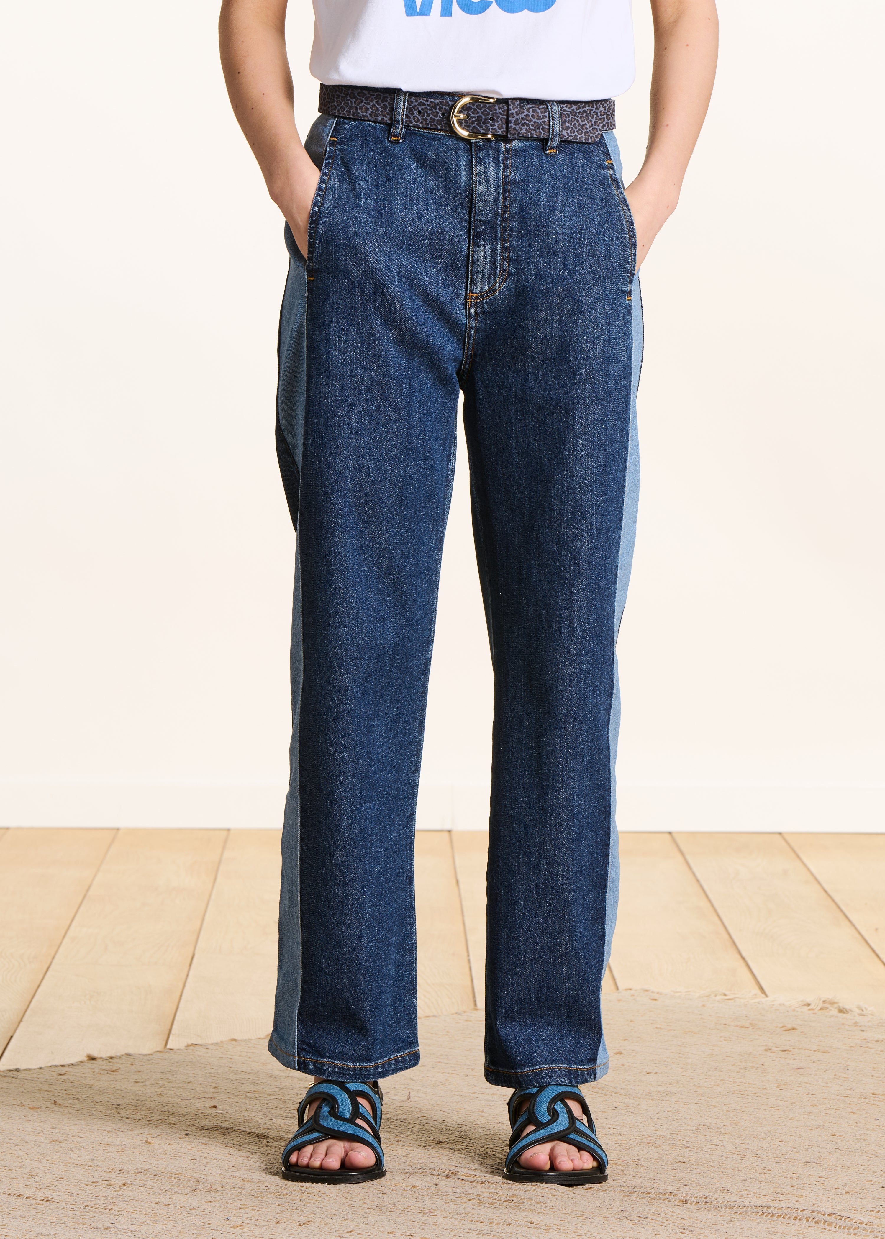 Jeans a gamba dritta bicolore in cotone biologico