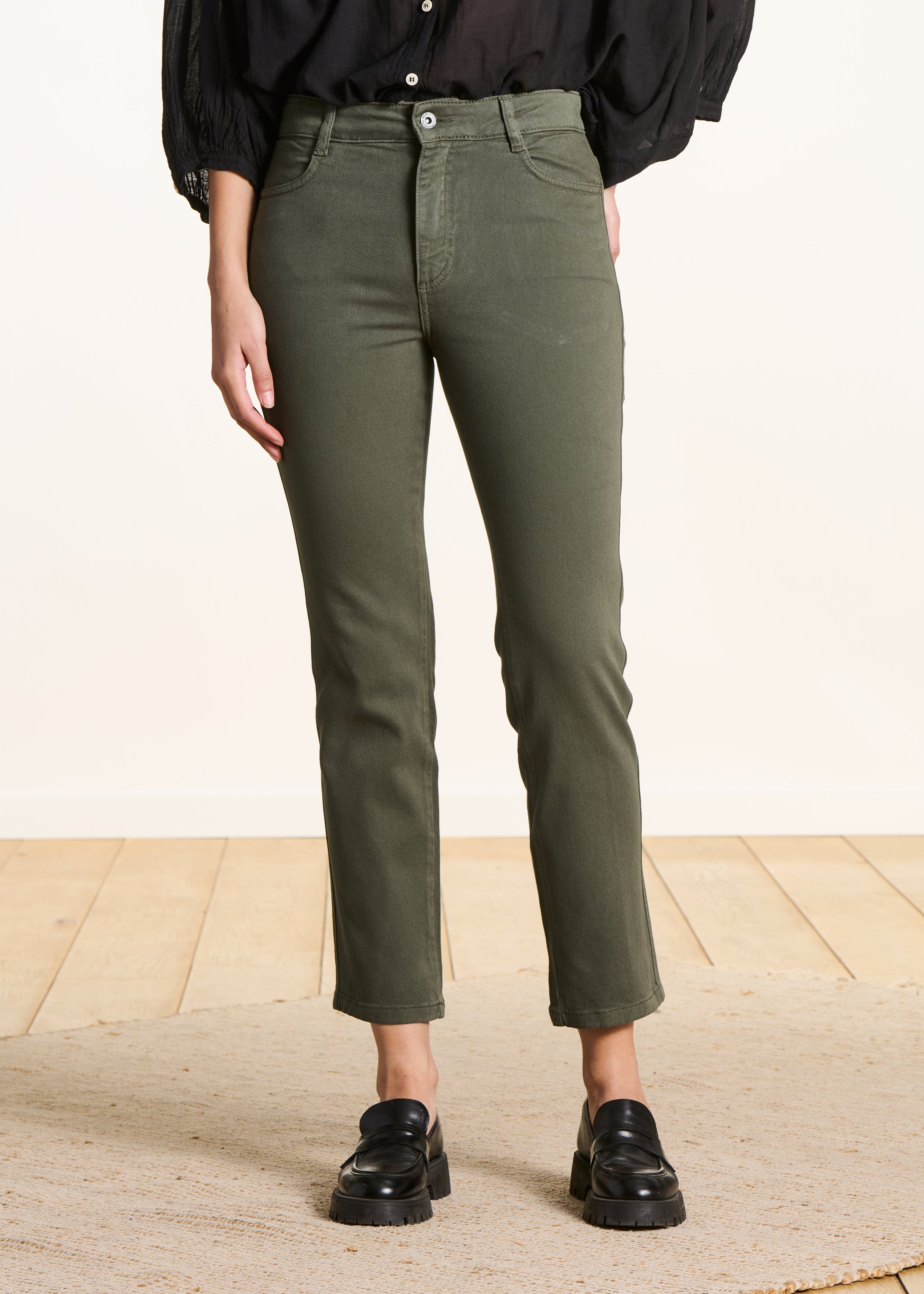 Rechte kaki jeans 7/8 van biologisch katoen