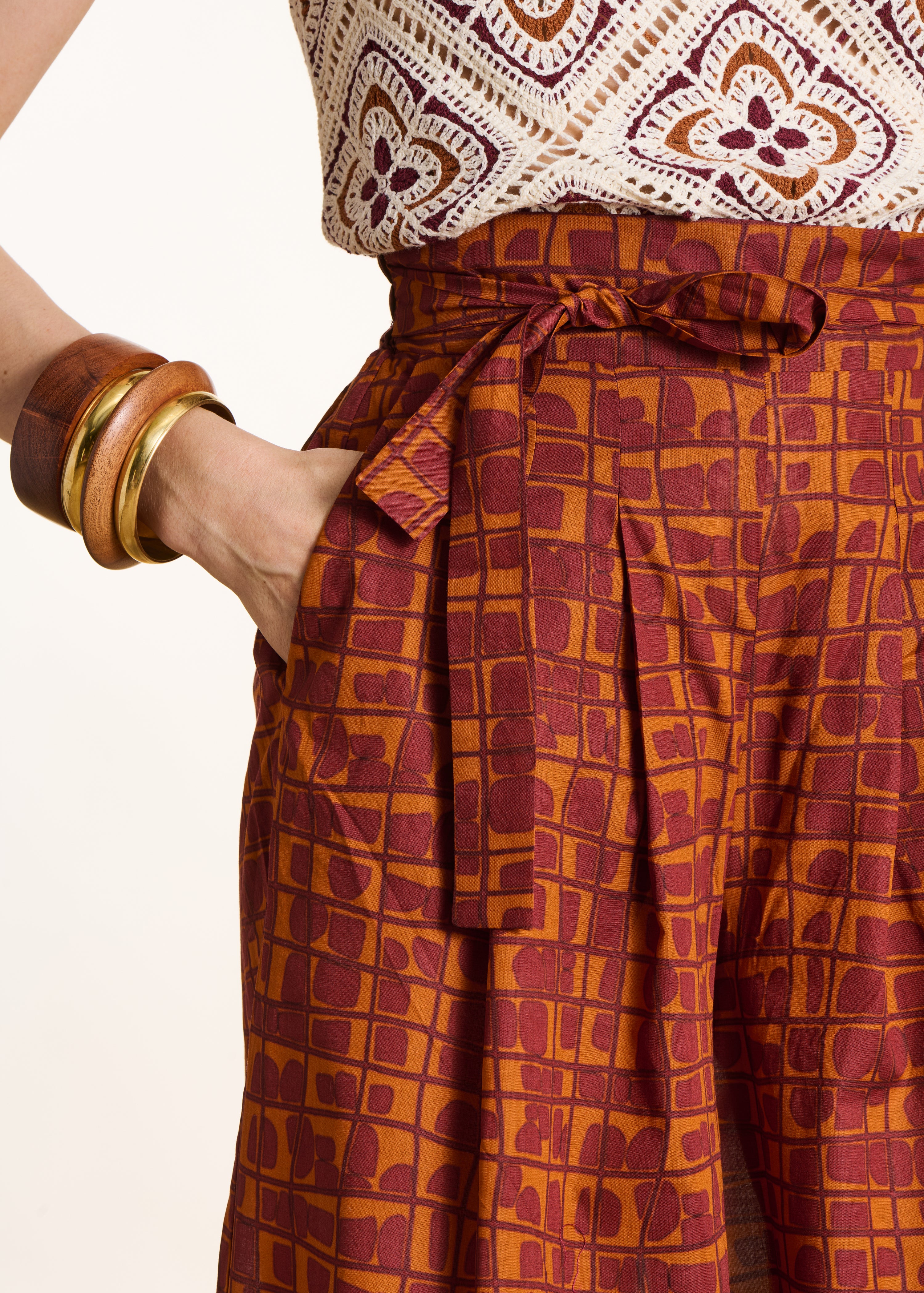 7/8 Graphic Print Brown and Orange Trousers