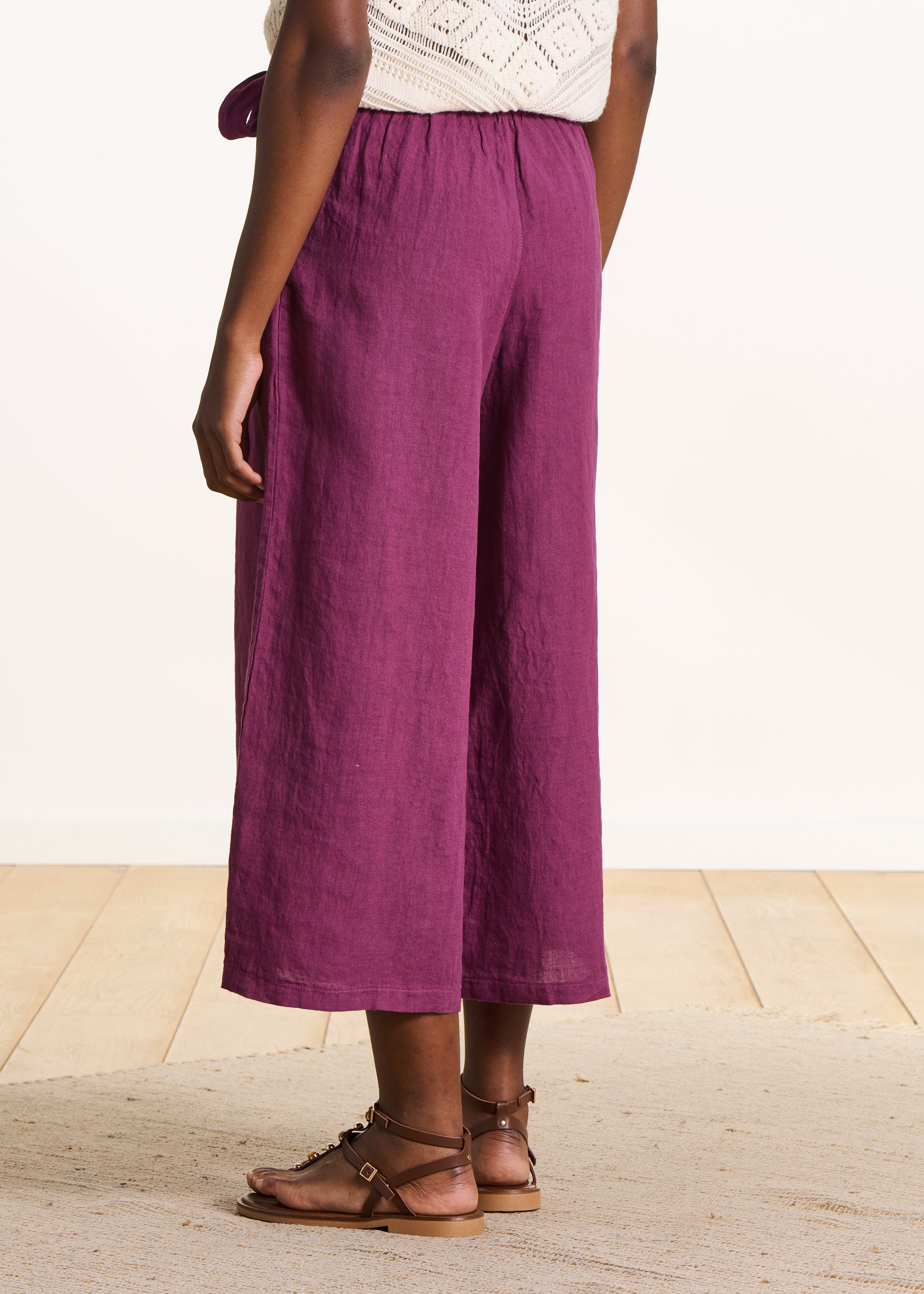 Wide cropped linen pants in purple