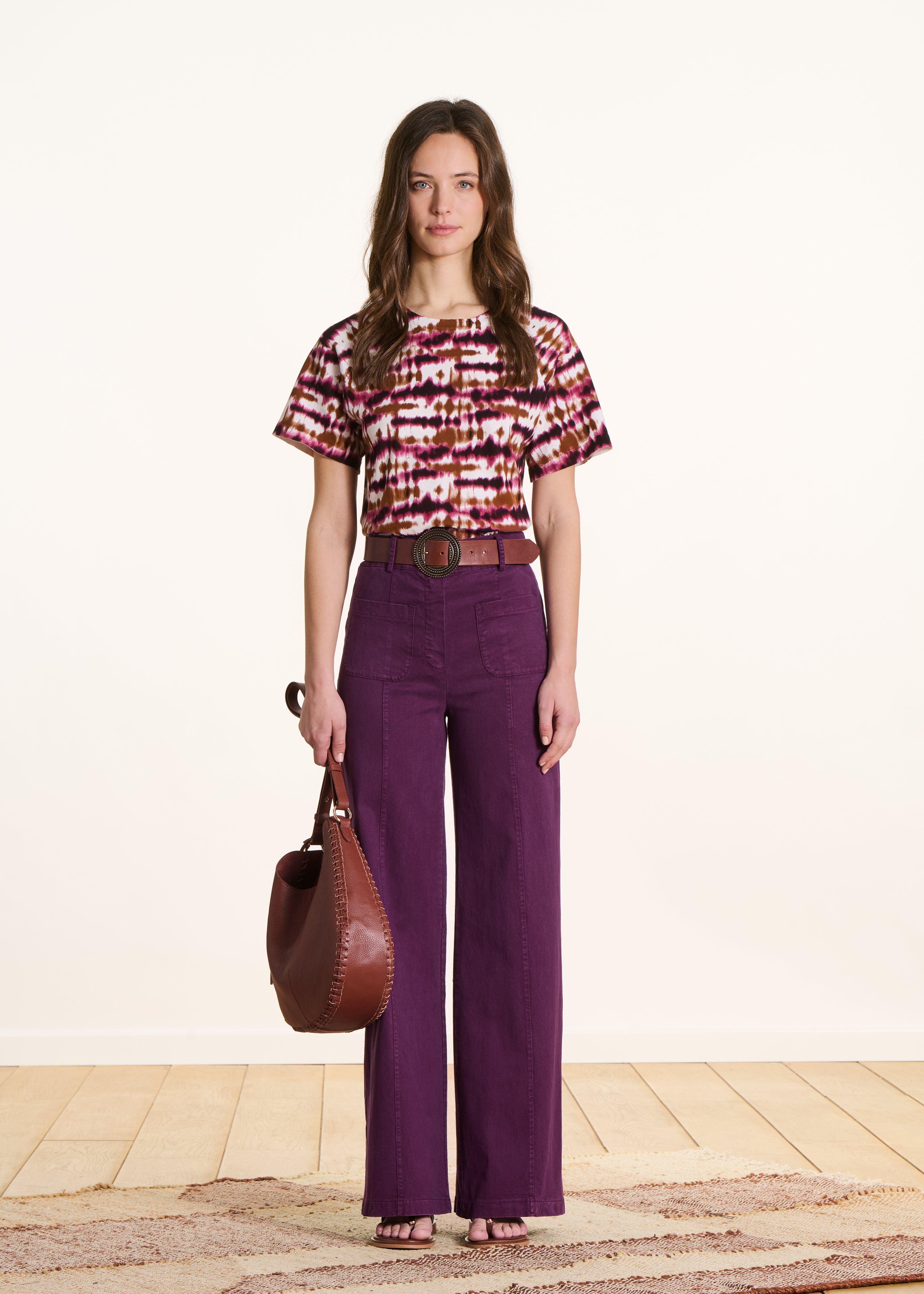 Pantalón ancho violeta de tela