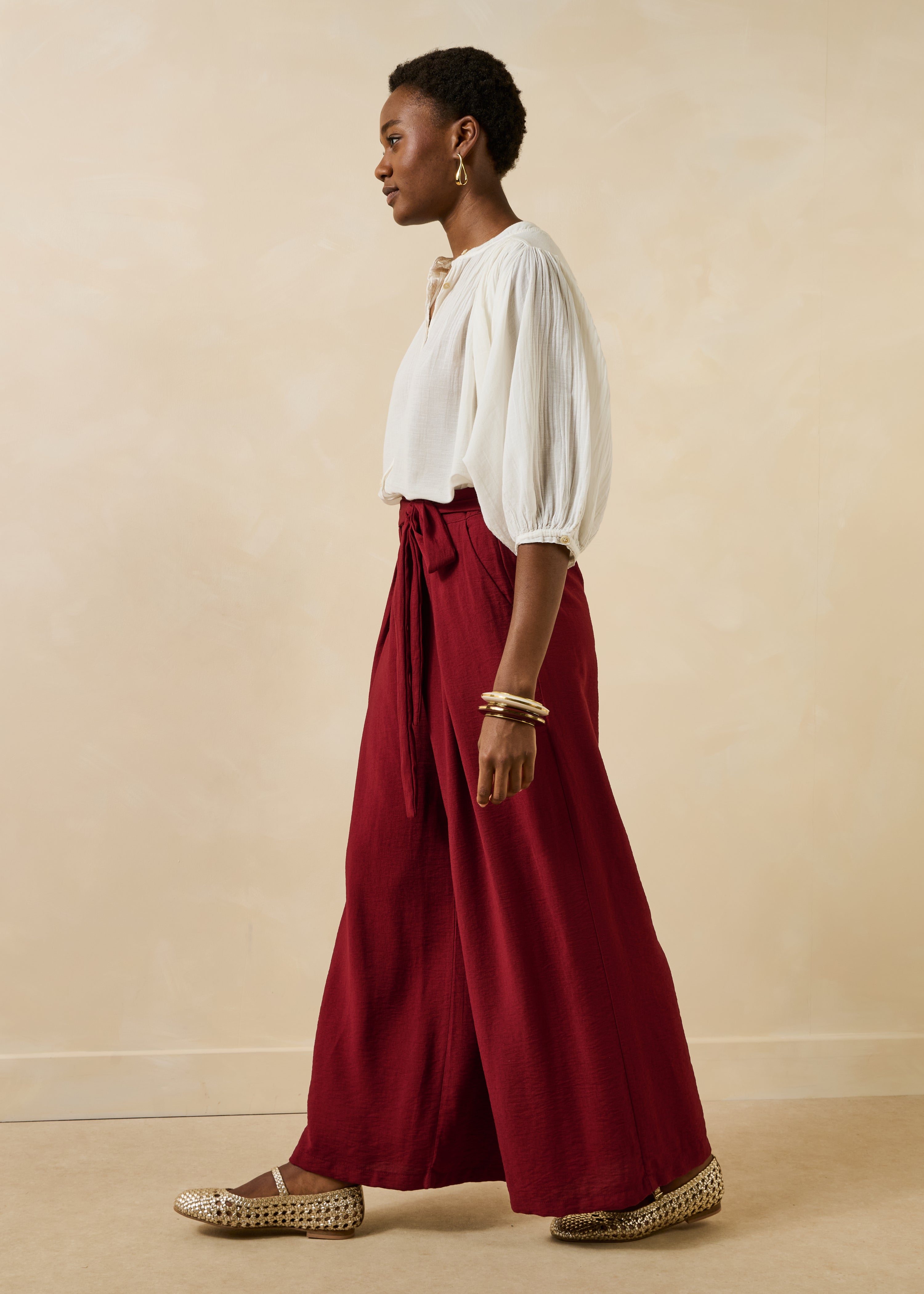 Pantalone ampio bordeaux in jacquard