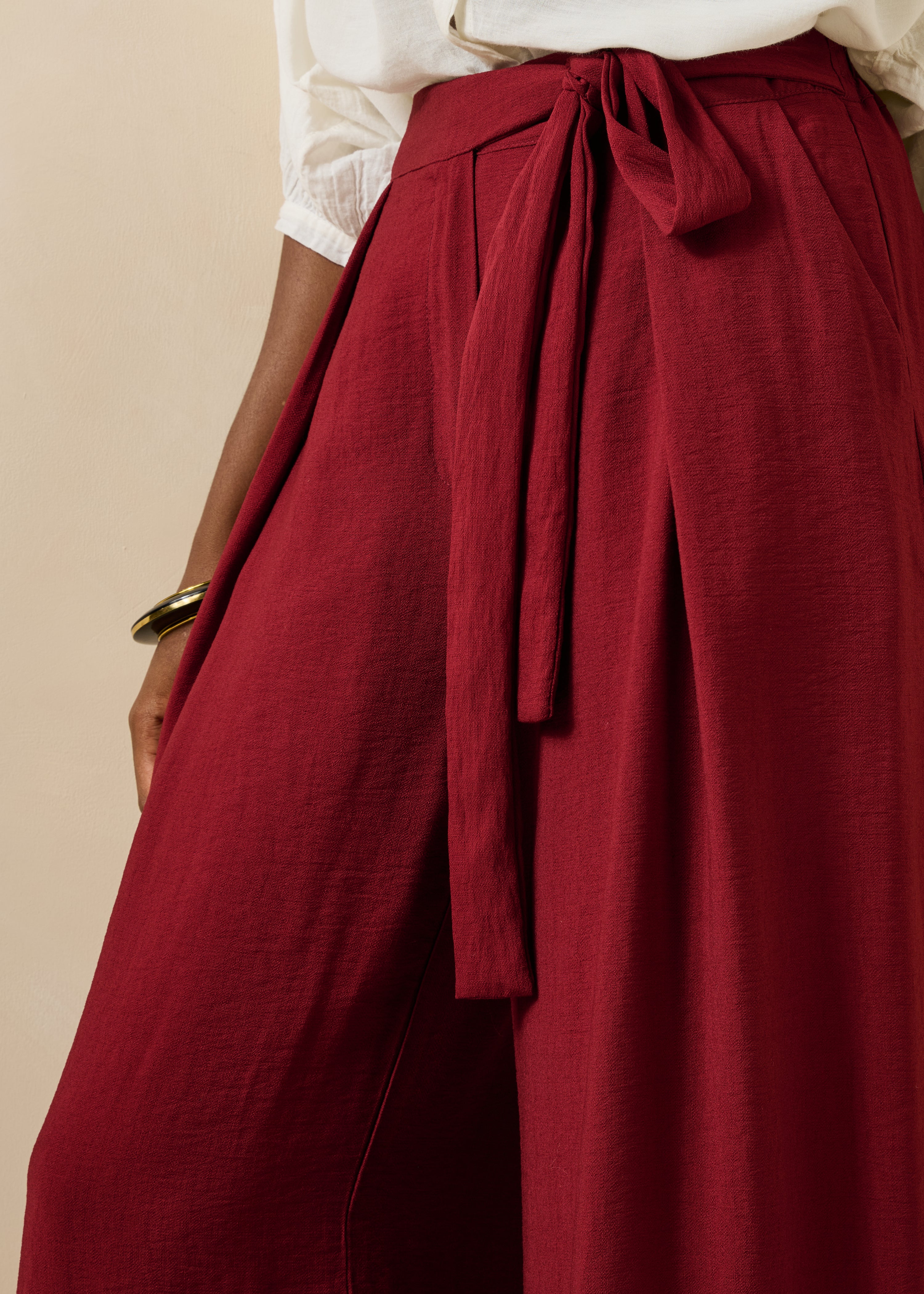 Pantalone ampio bordeaux in jacquard