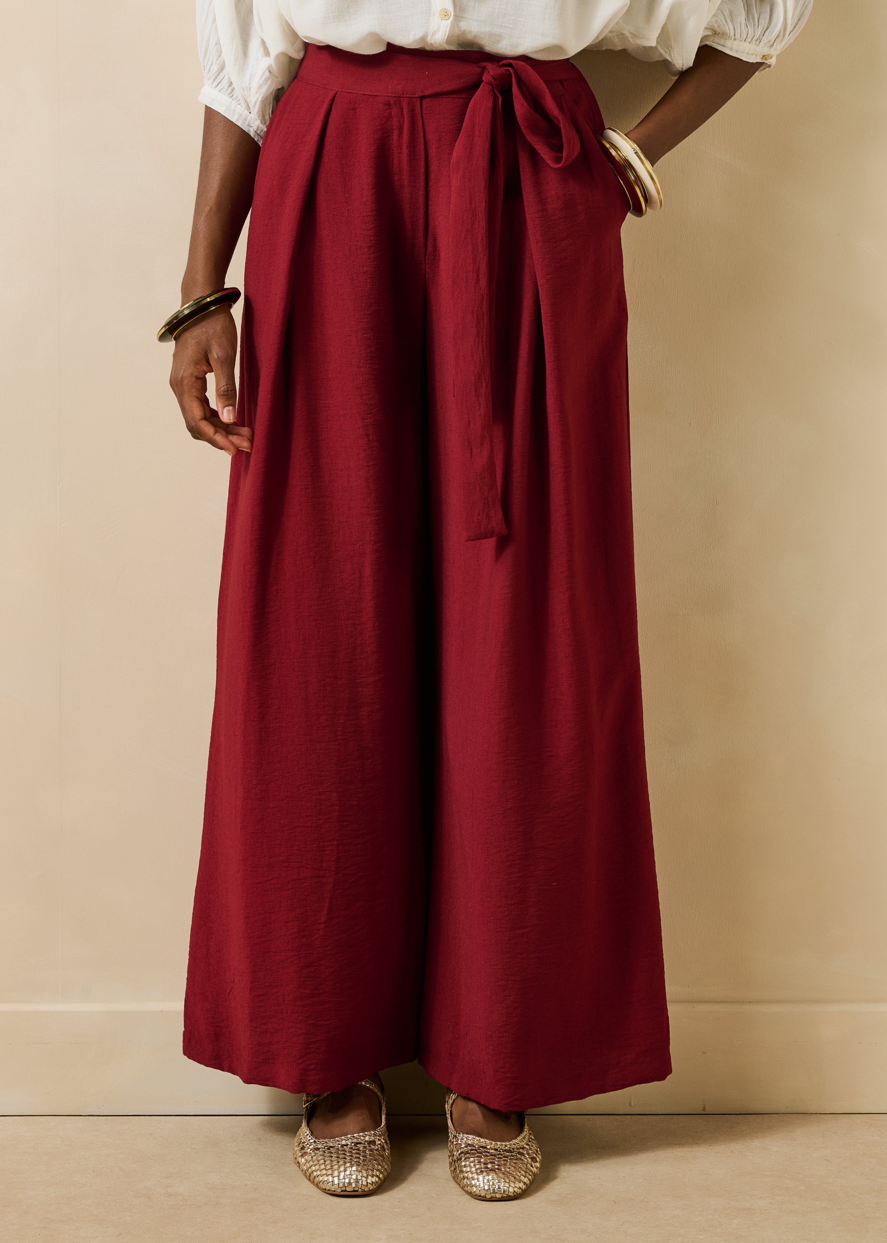 Pantalone ampio bordeaux in jacquard