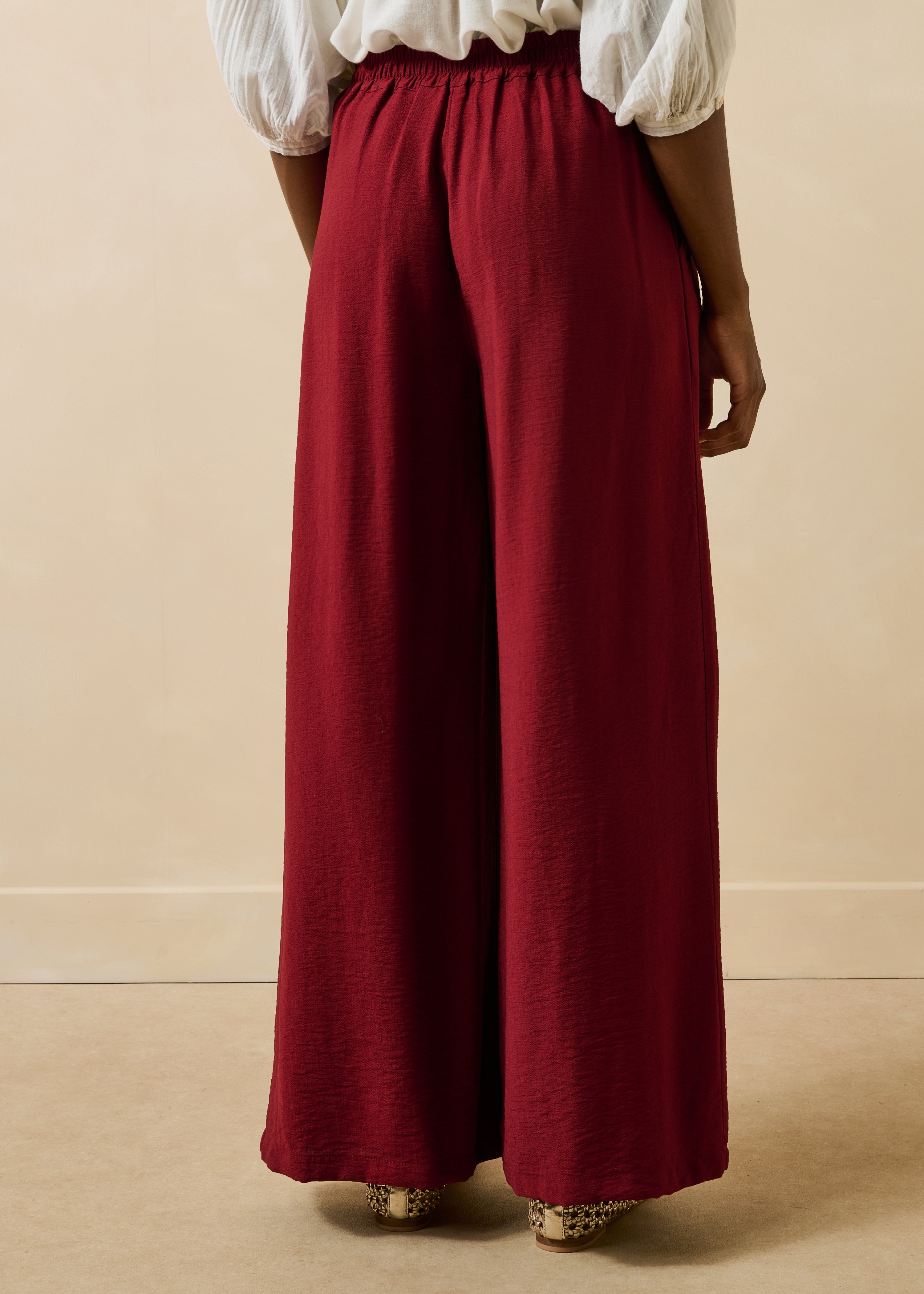 Pantalone ampio bordeaux in jacquard