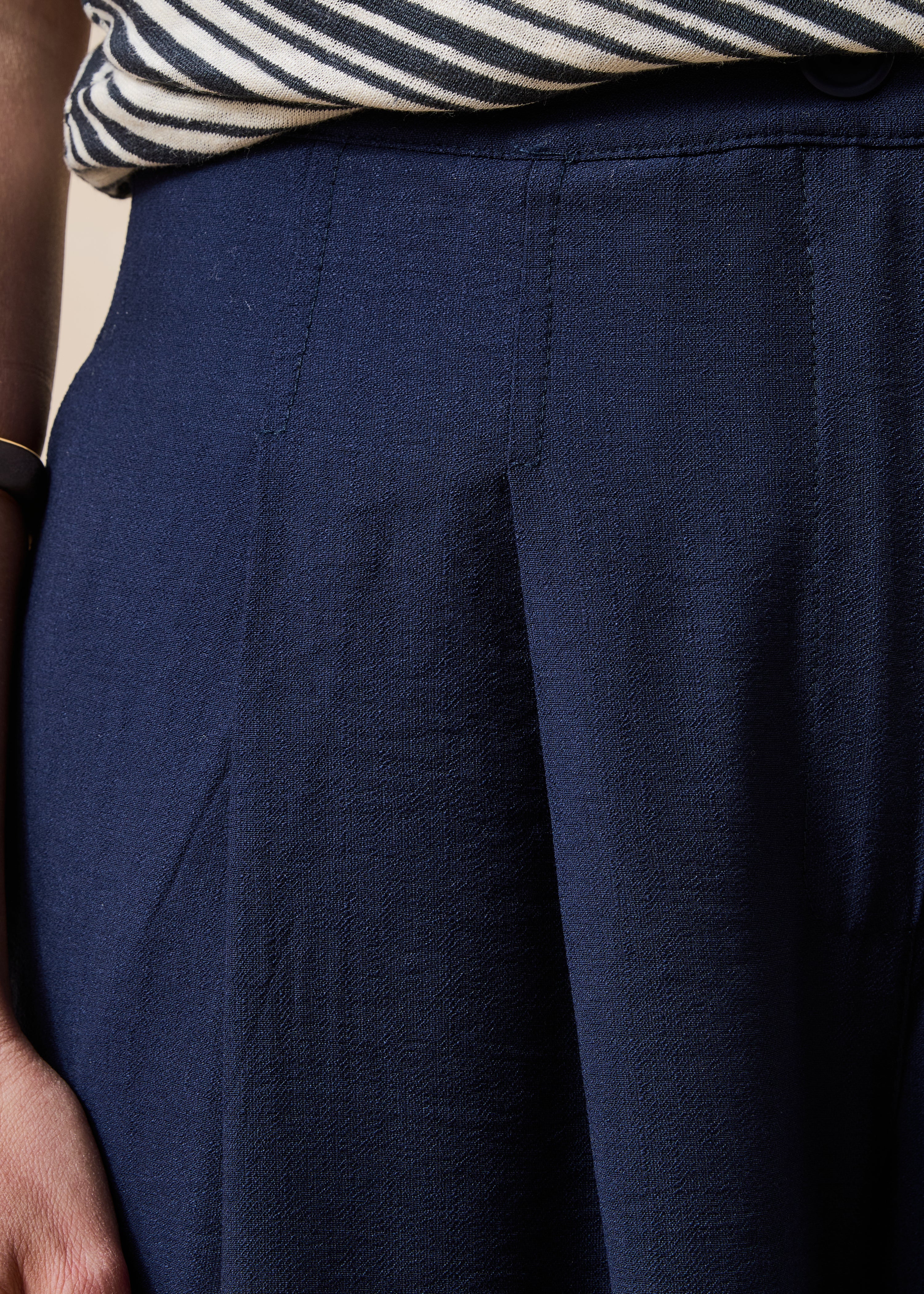 Pantaloni lunghi blu navy a vita alta