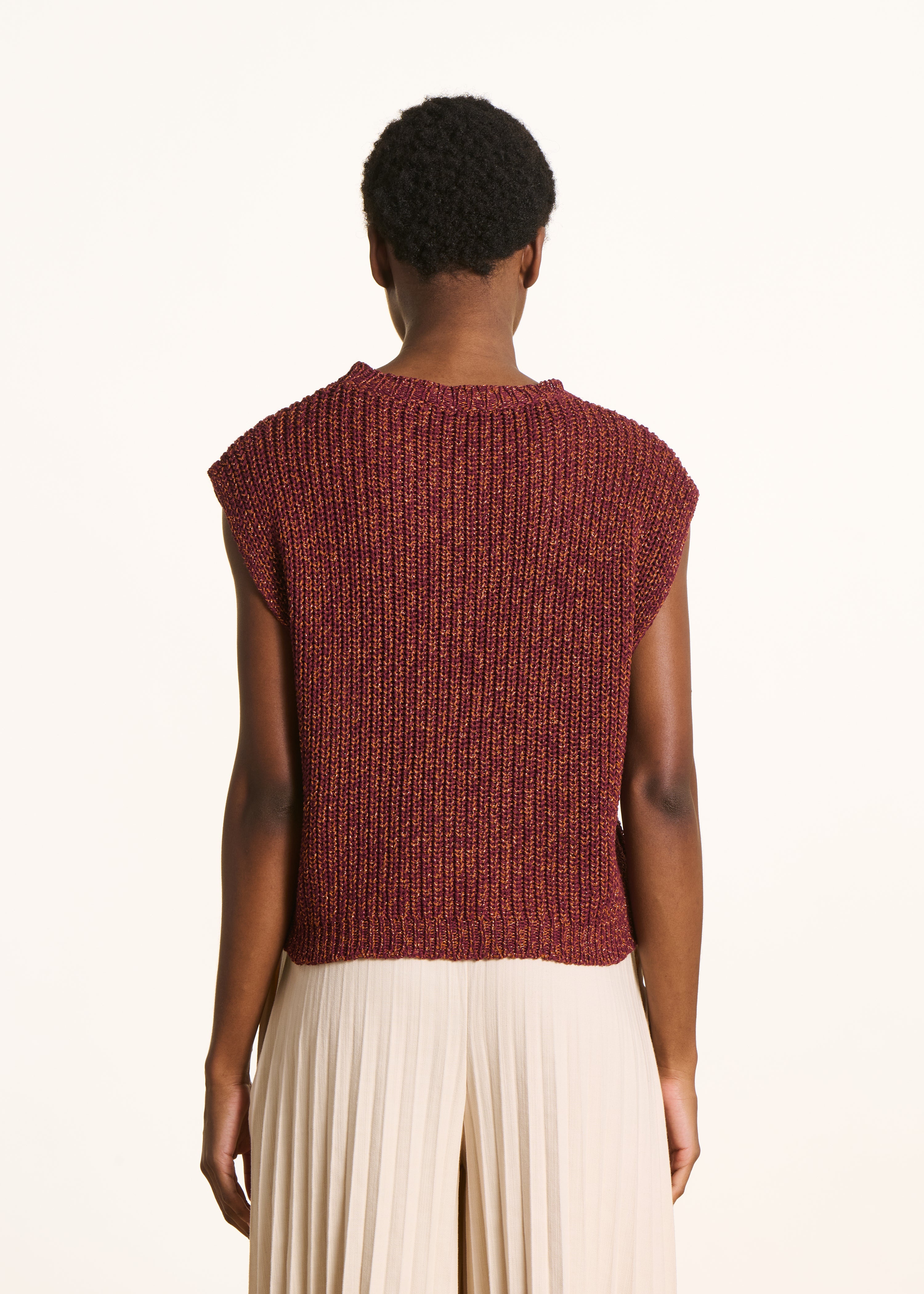 Pull marron irisé col rond manches courtes
