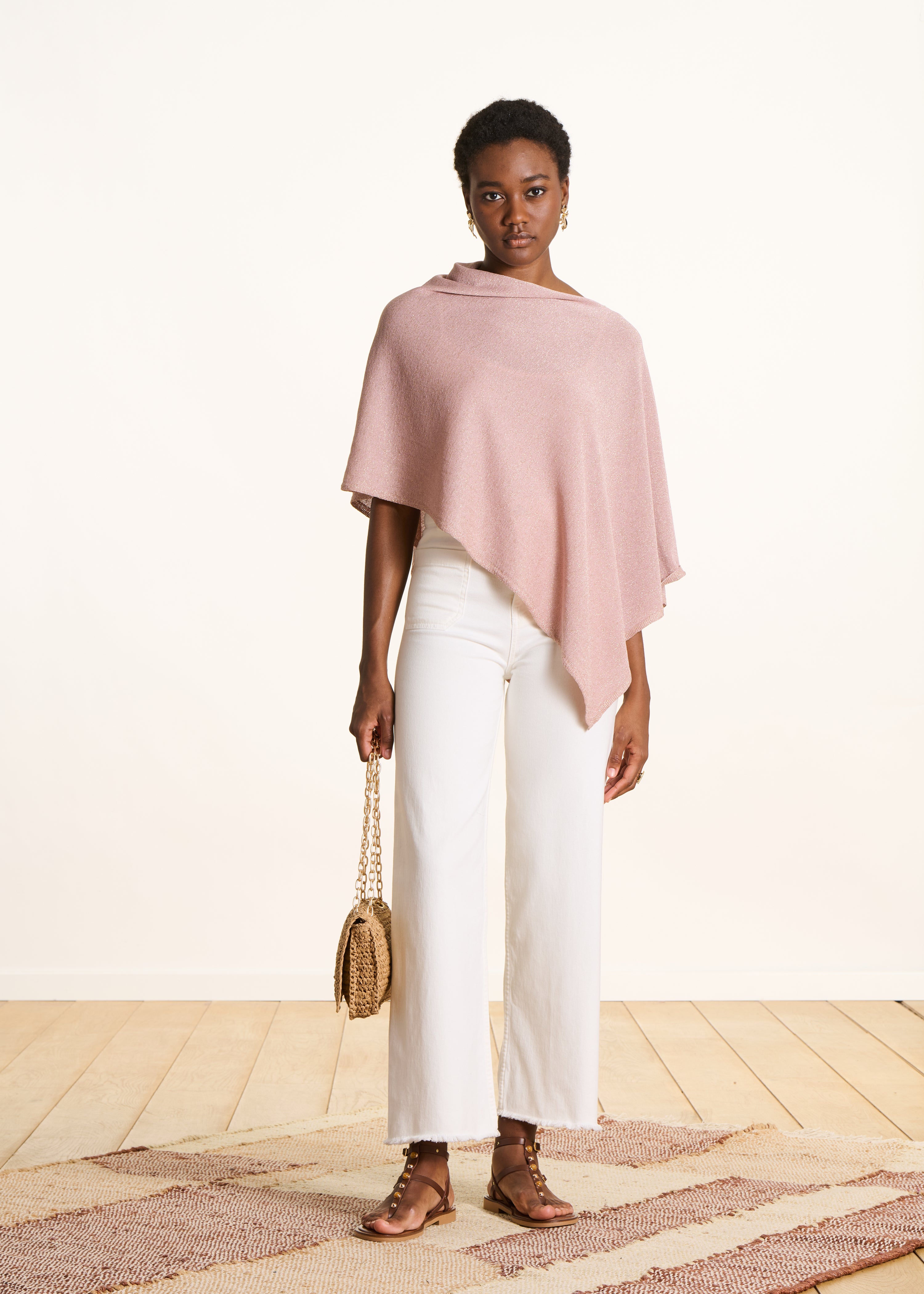 Feinstrick-Cape-Pullover in zartem Rosé mit Schimmer