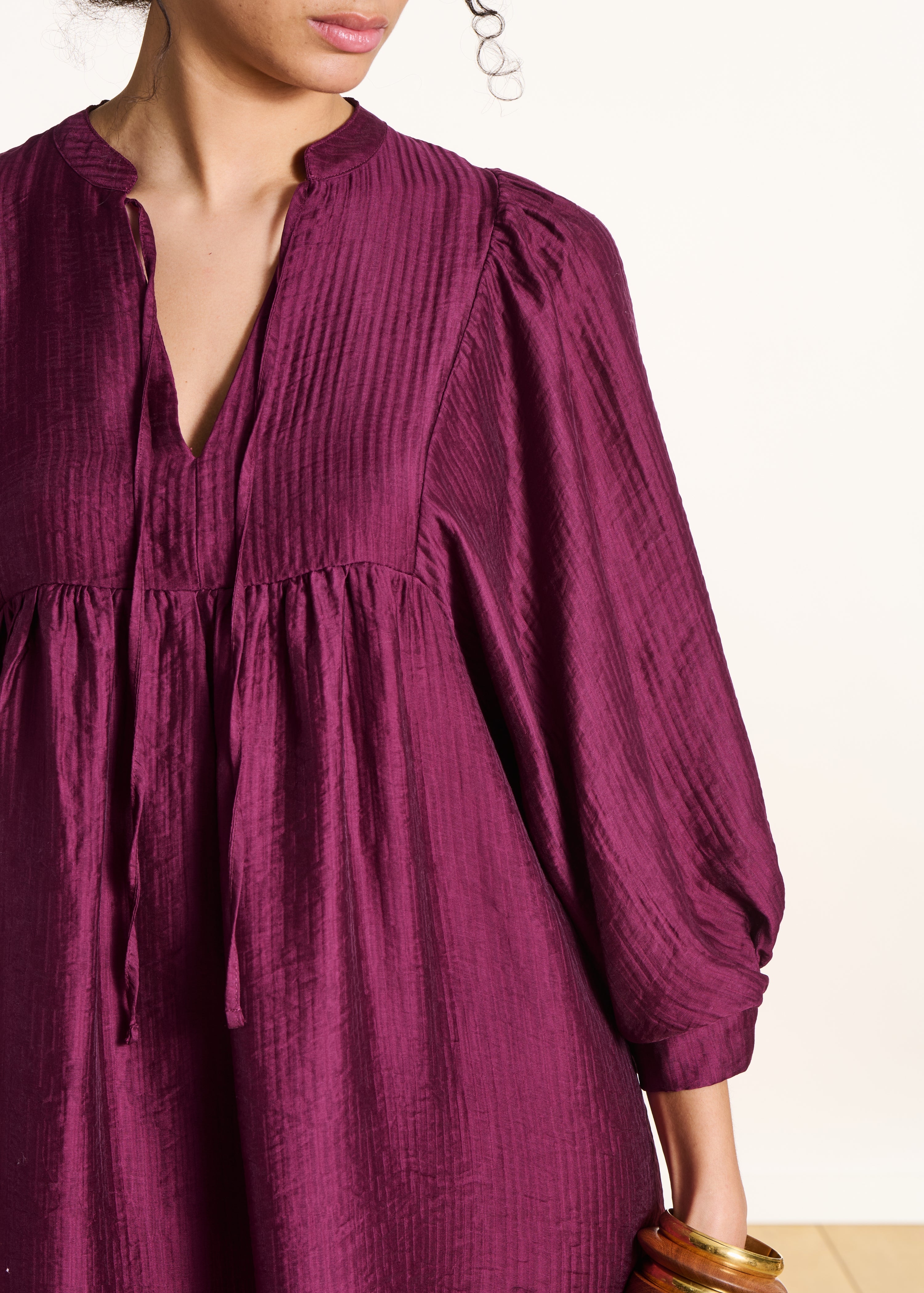 Loose long purple dress with 3/4 sleeves