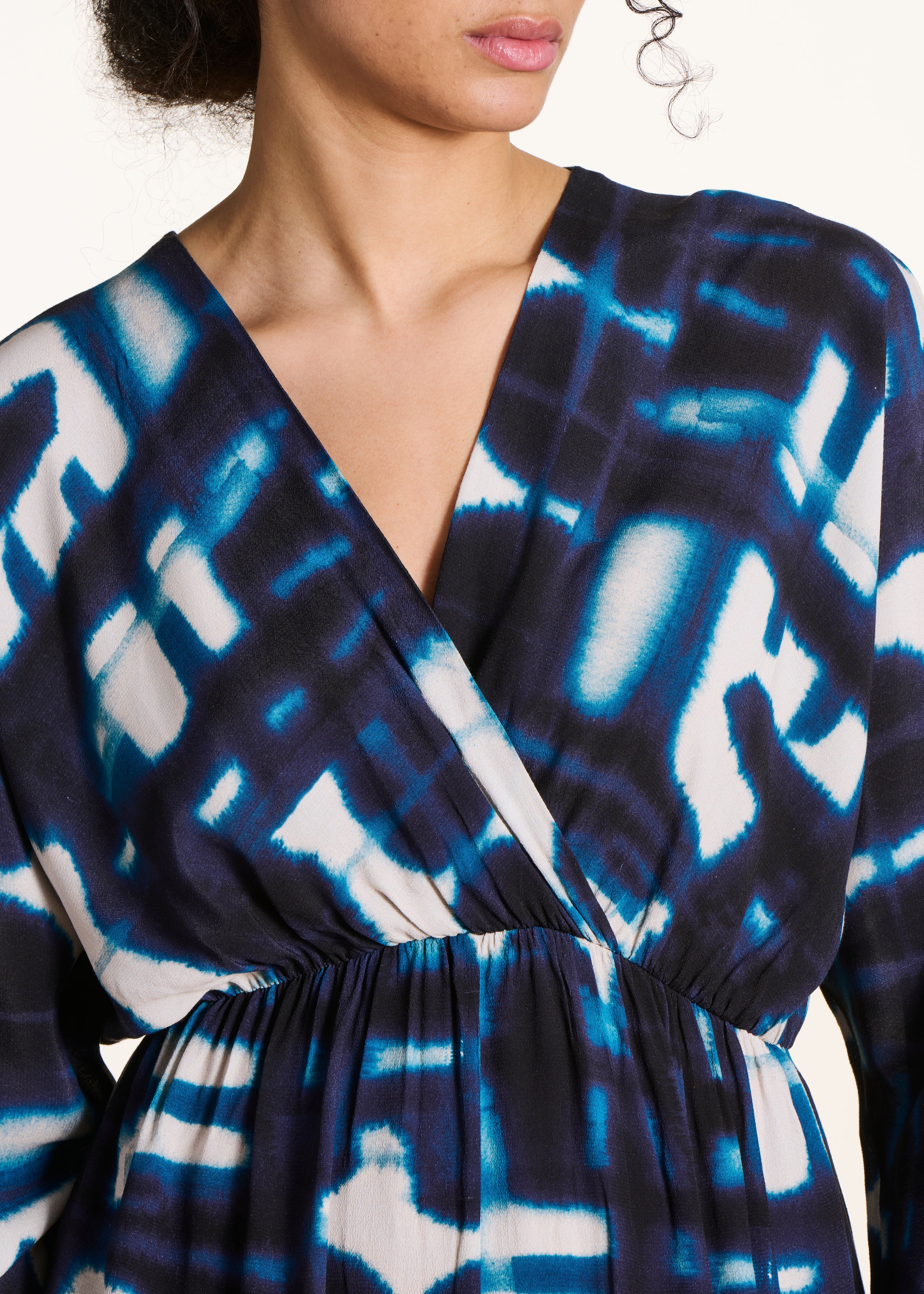 Long blue slit dress with print