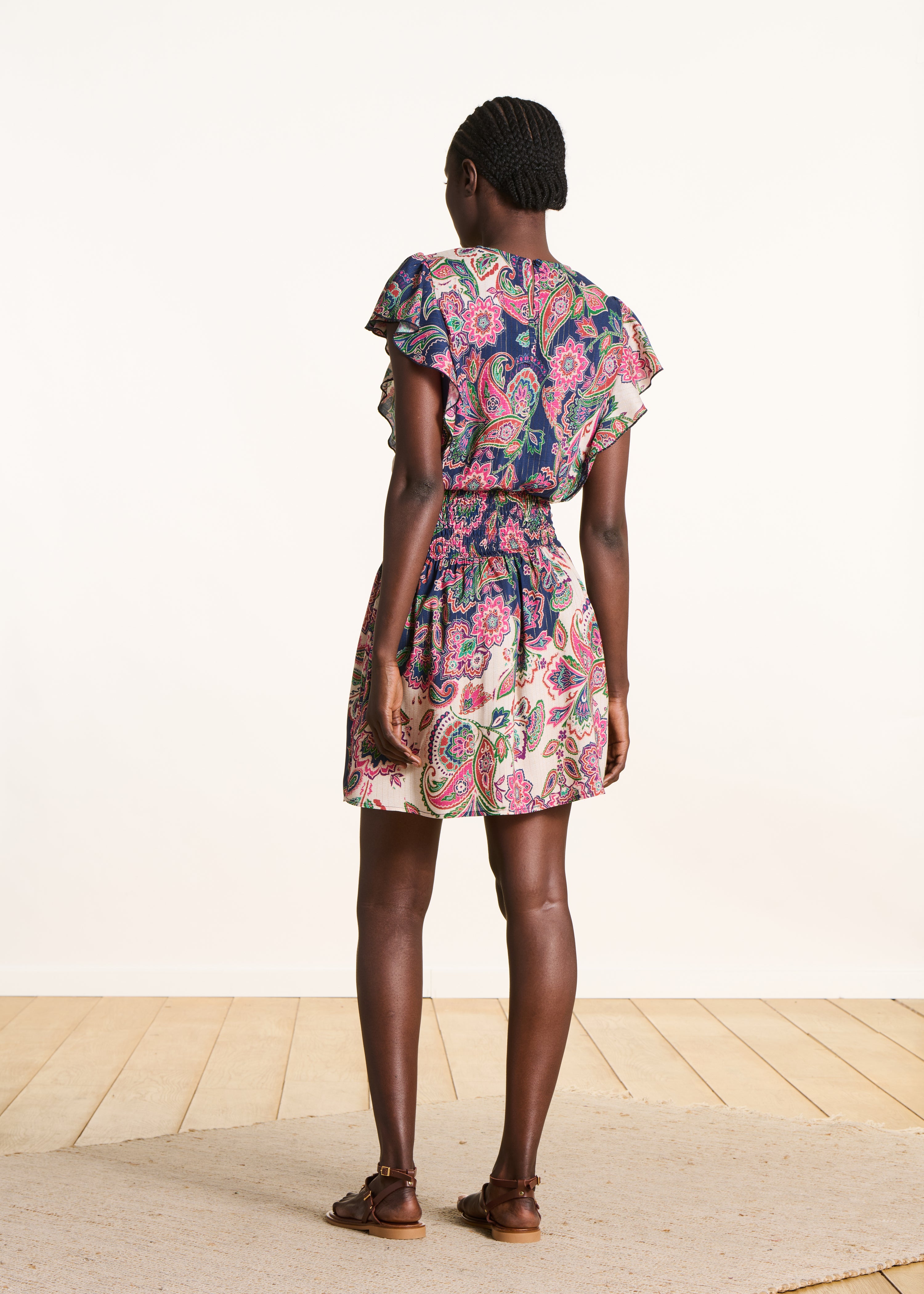 Korte jurk met roze en blauwe print