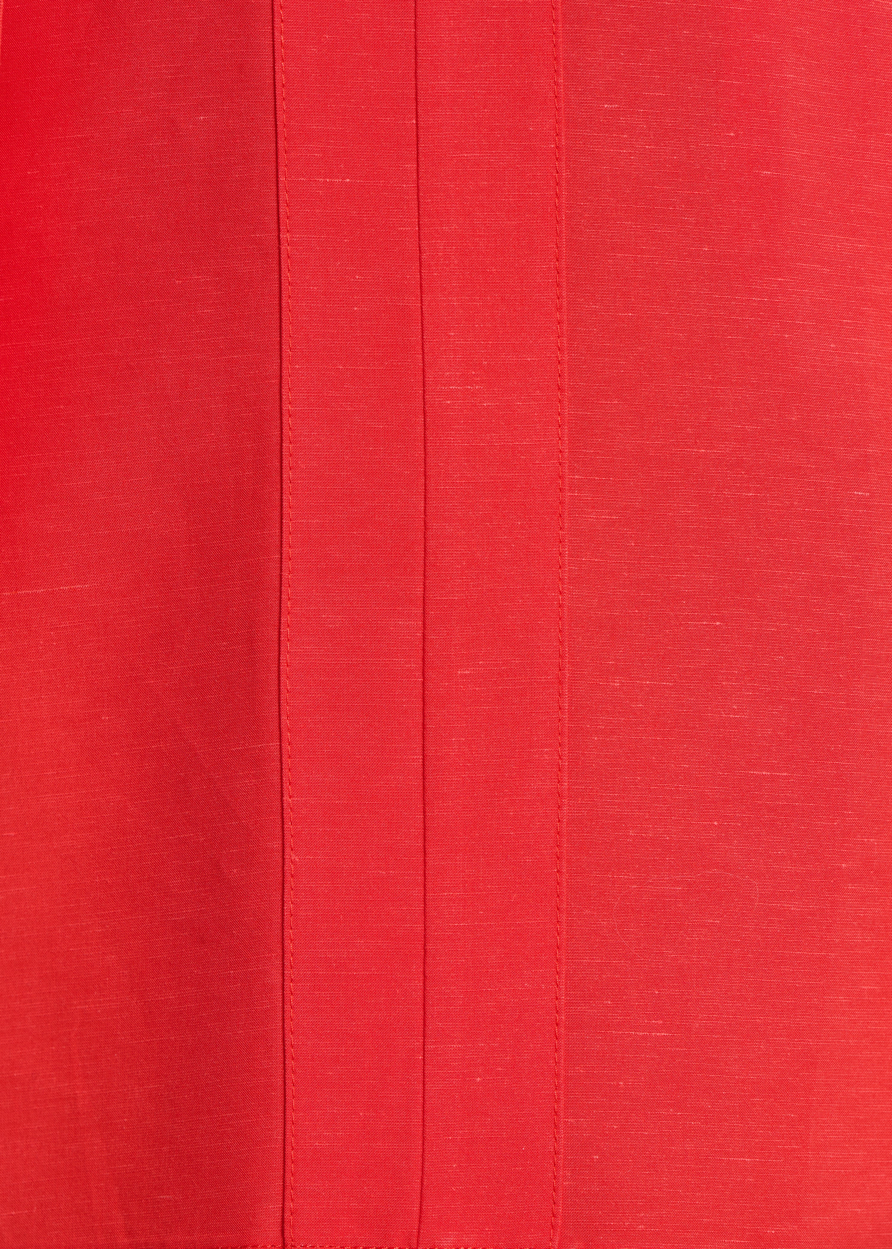 Rotes weites kurzes Kleid mit kurzen Ärmeln