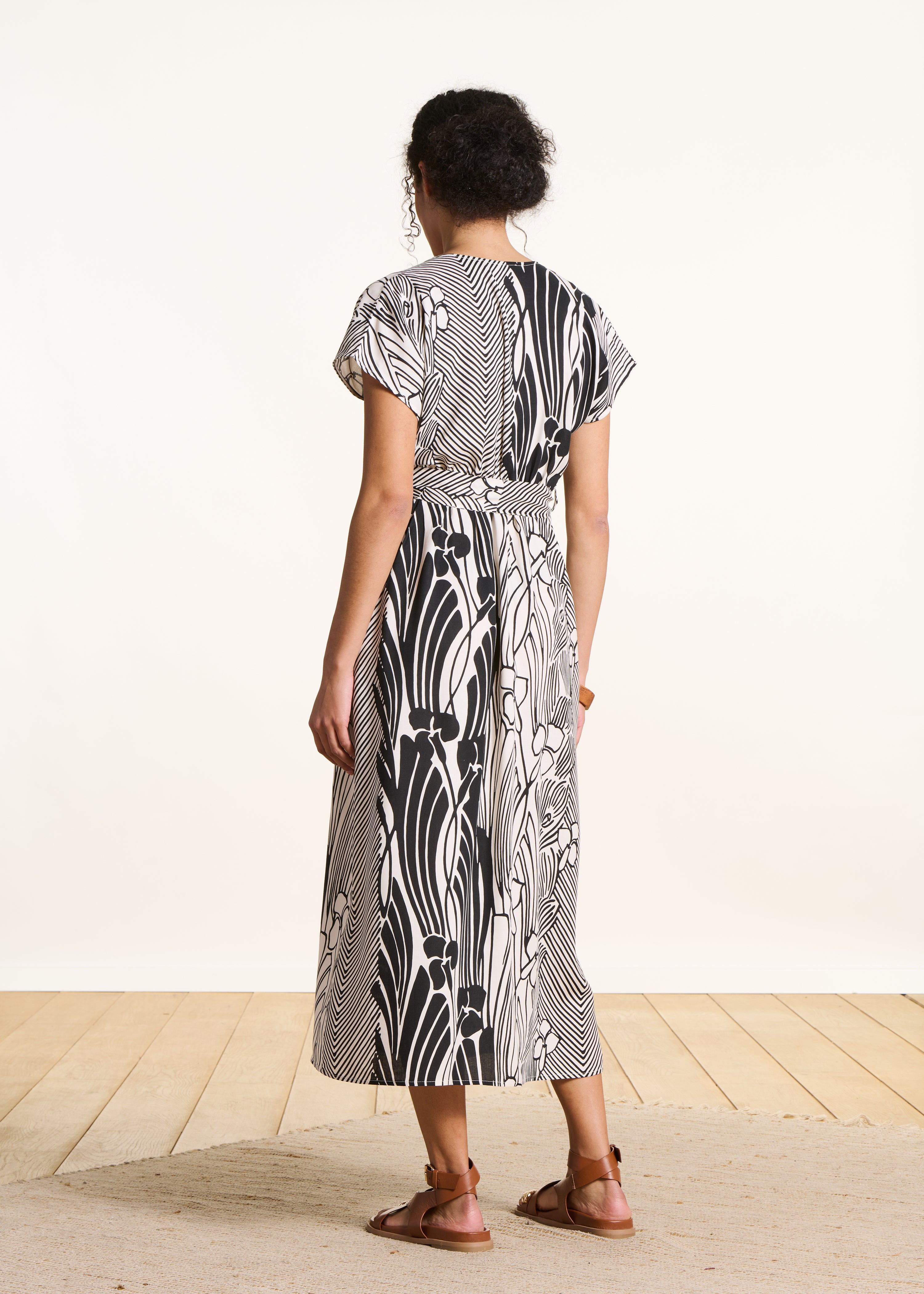 Long wrap dress with black and white print