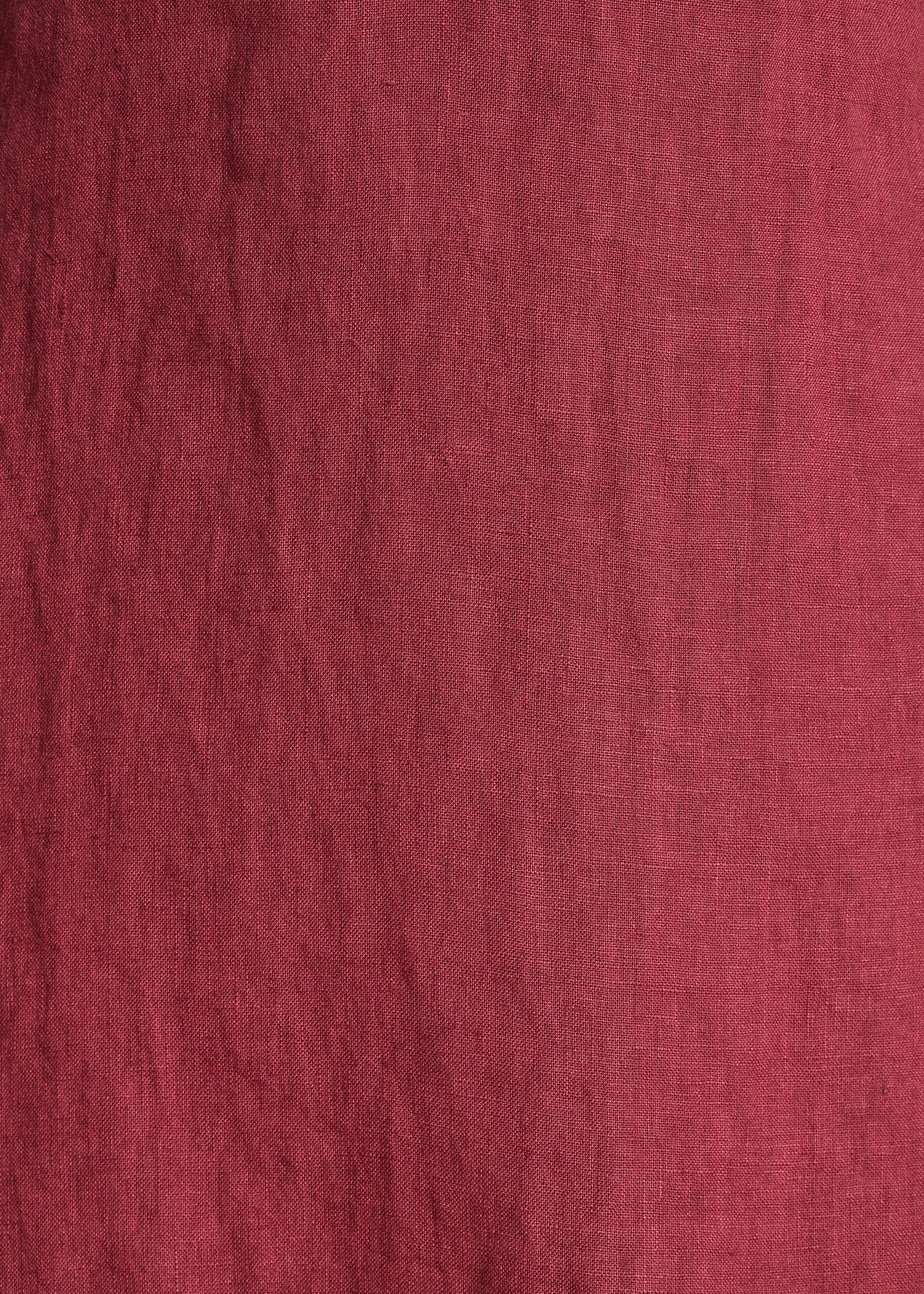 Abito corto ampio bordeaux in lino con scollo a V