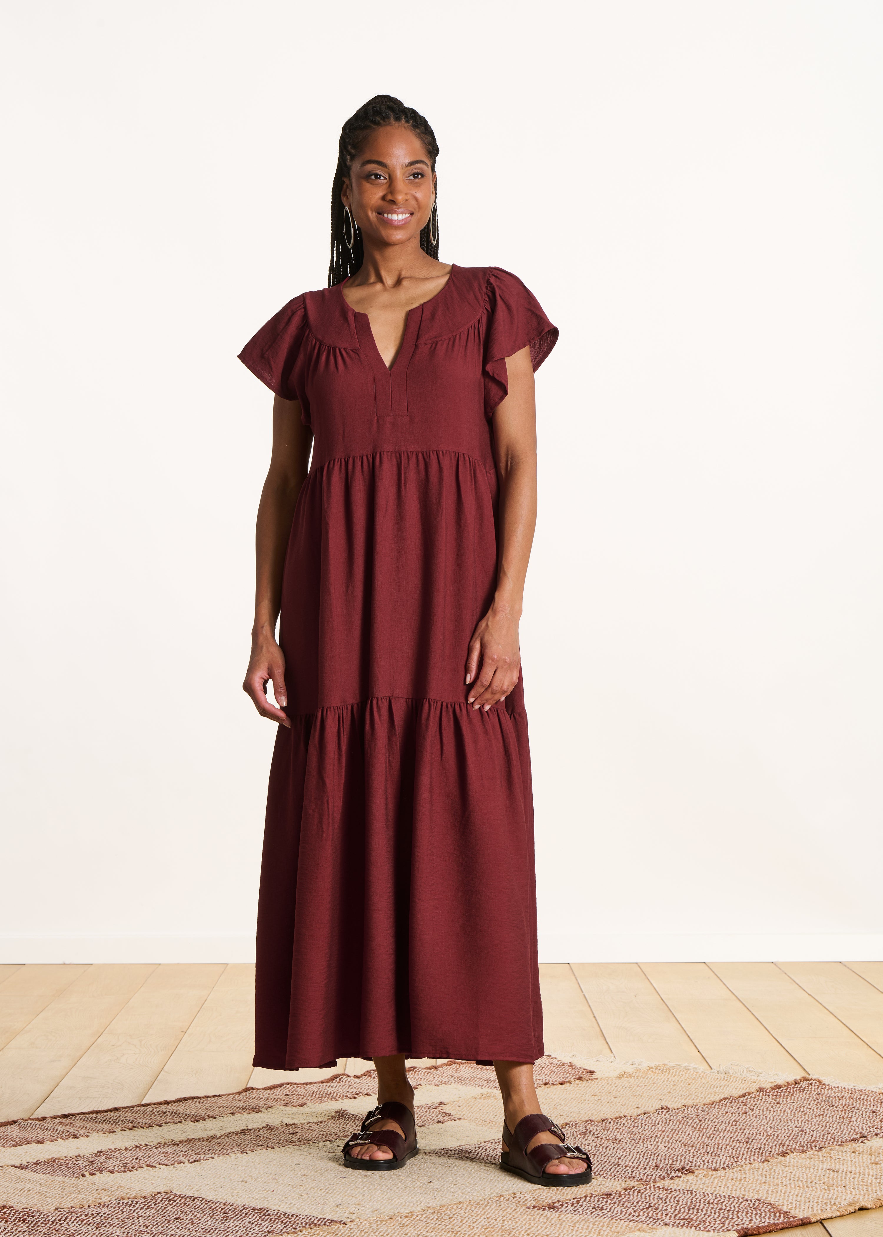 maroon maxi dress Long burgundy jacquard with short sleeves Size:9.5 EE Signature Design by Ashley maddie7425