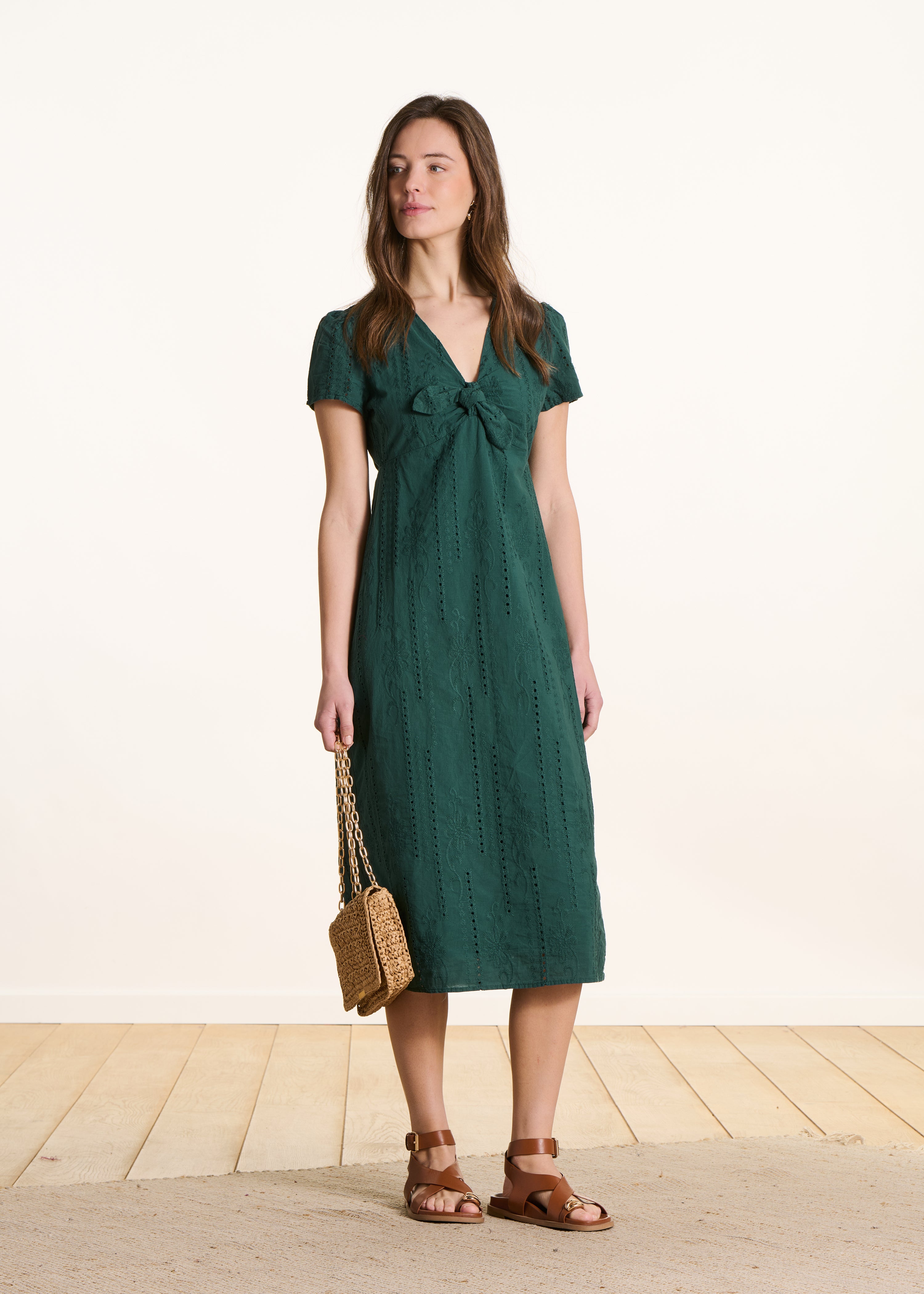 Dark green midi dress in broderie anglaise - La Fe Maraboute