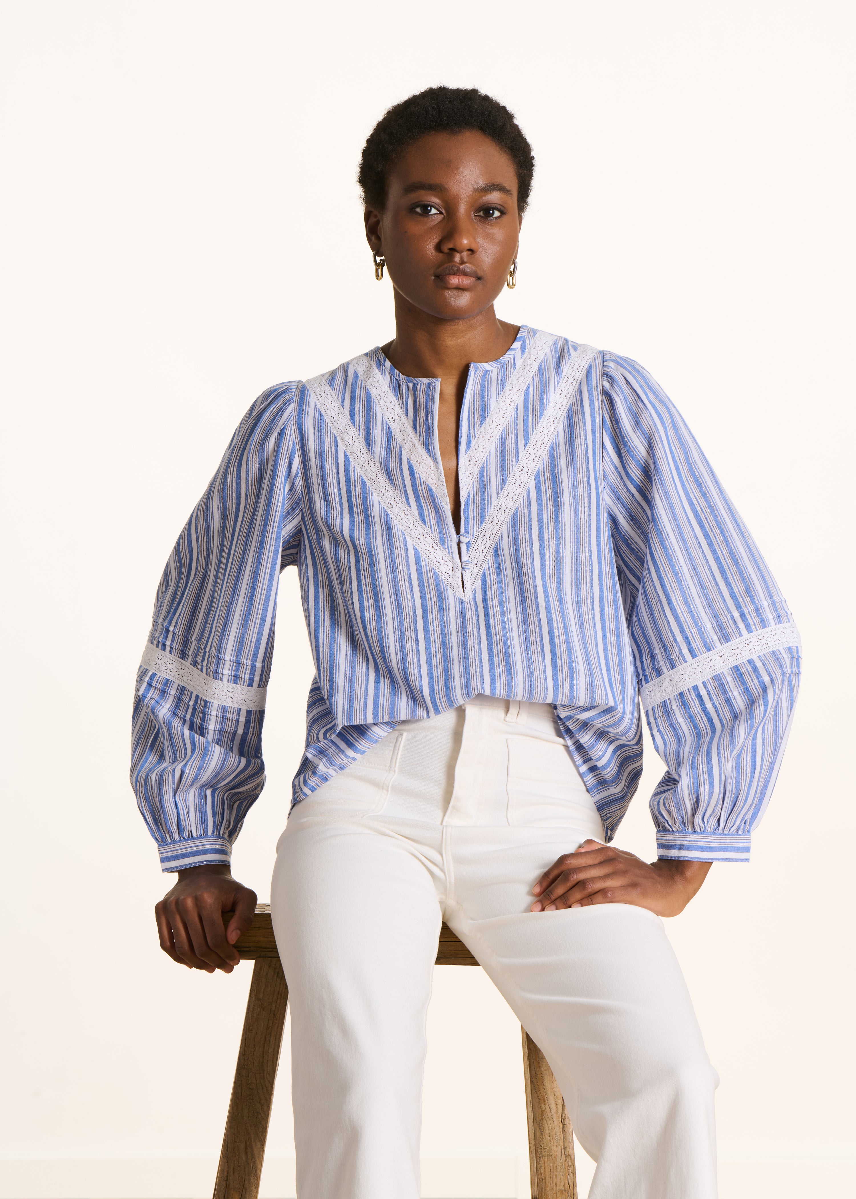 Striped blouse in white and blue organic cotton