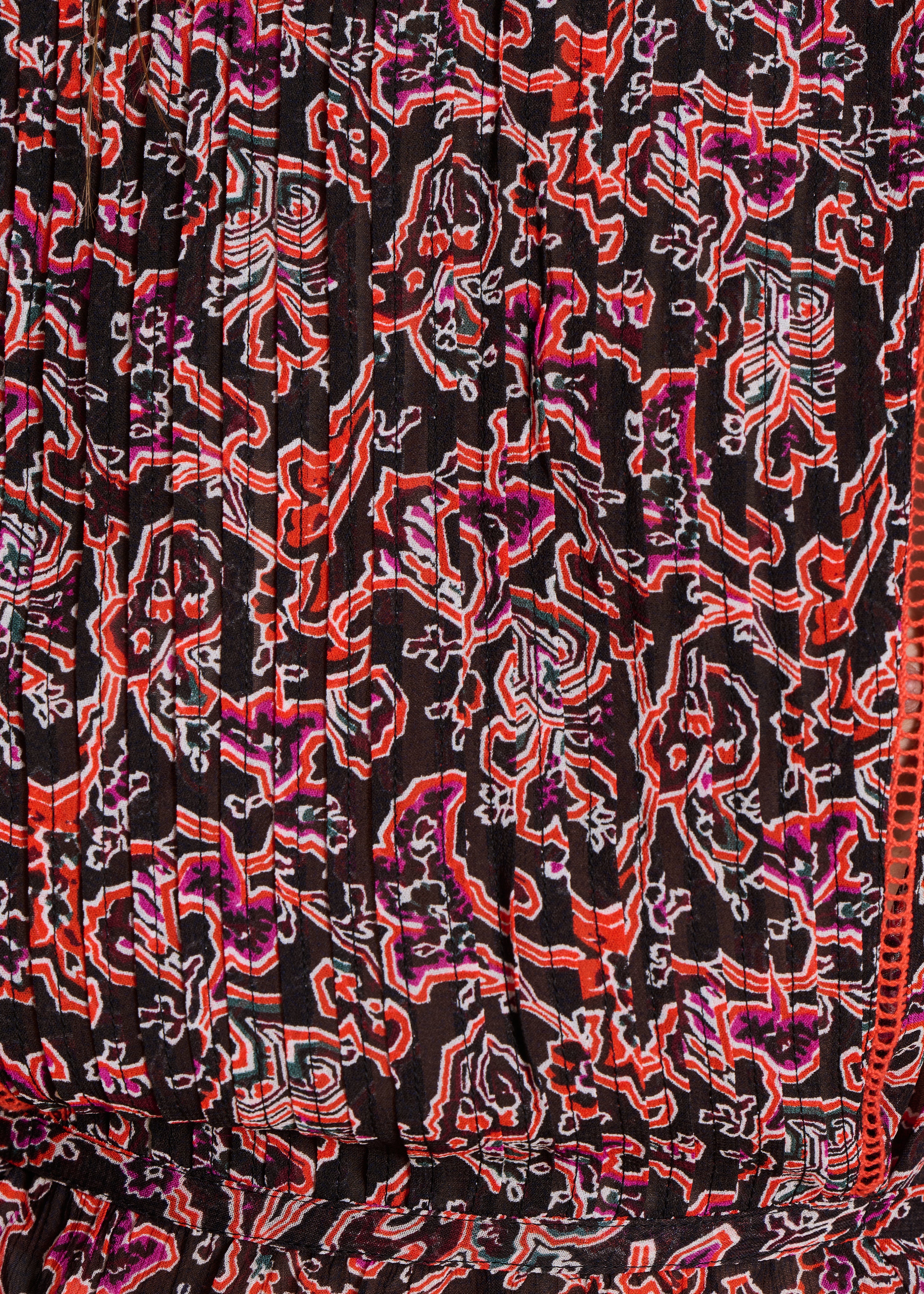 Zwarte blouse met lange mouwen en bloemenprint