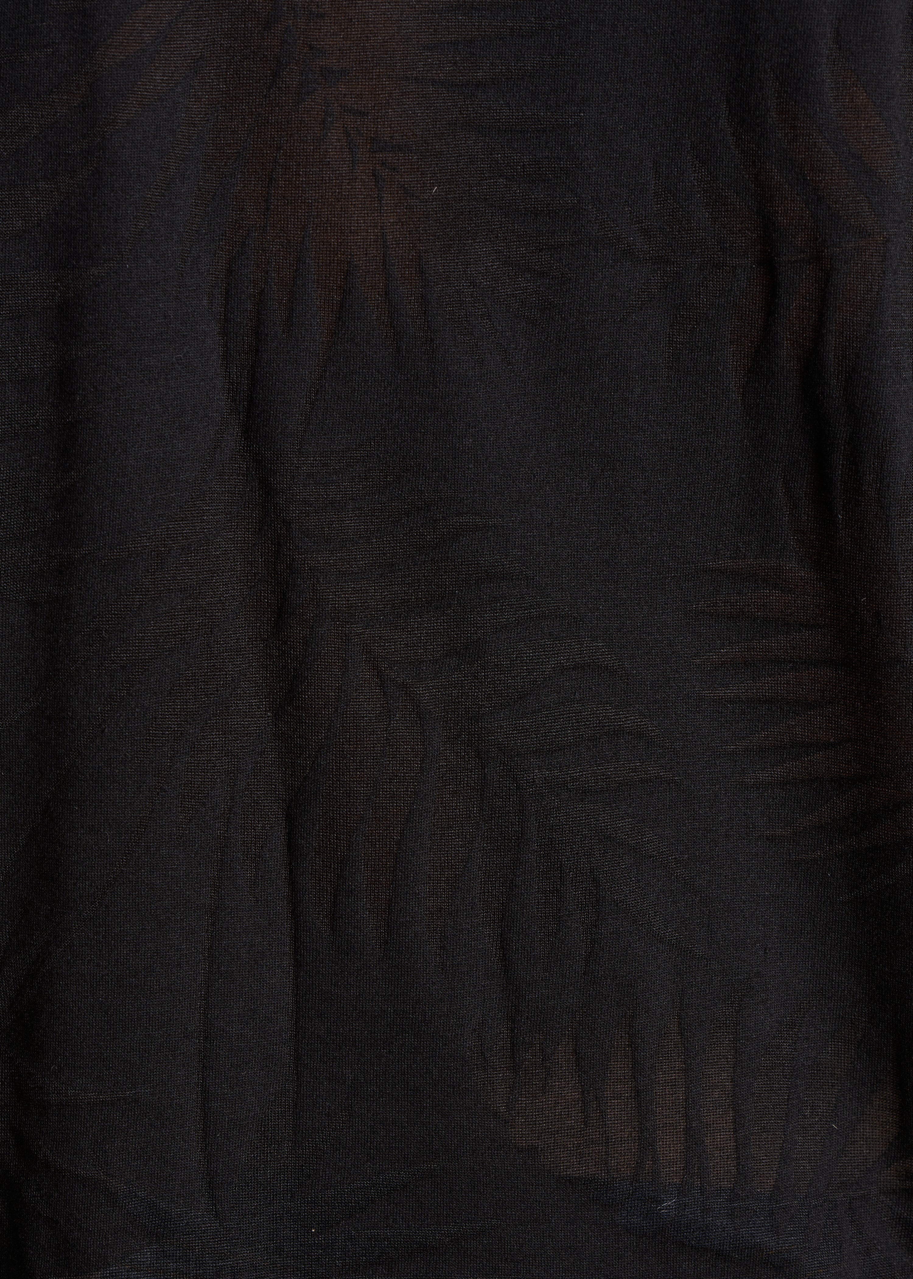 Black straight V-neck short sleeve T-shirt
