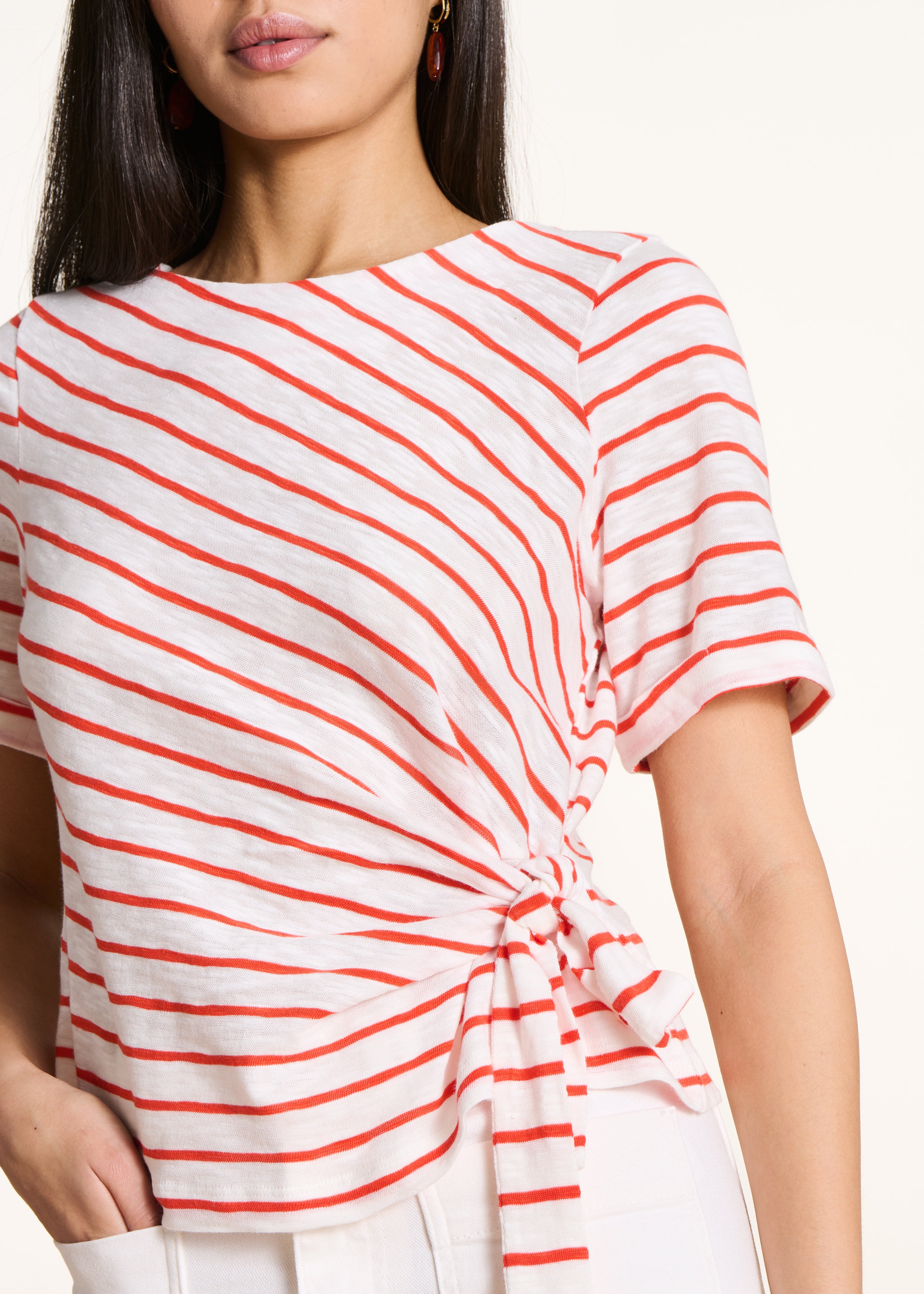 T-shirt écru a righe arancioni maniche corte