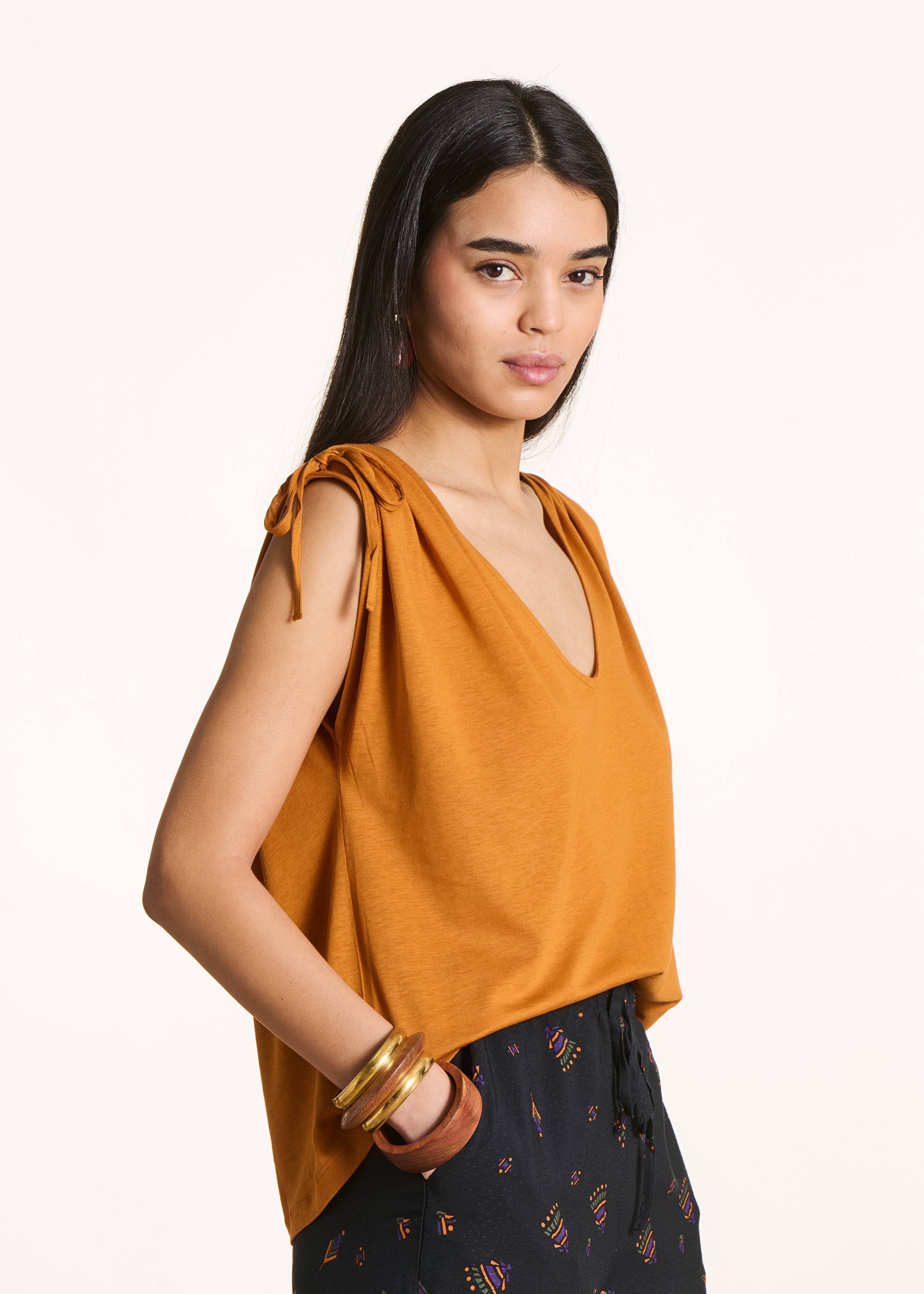 loose ochre V-neck T-shirt