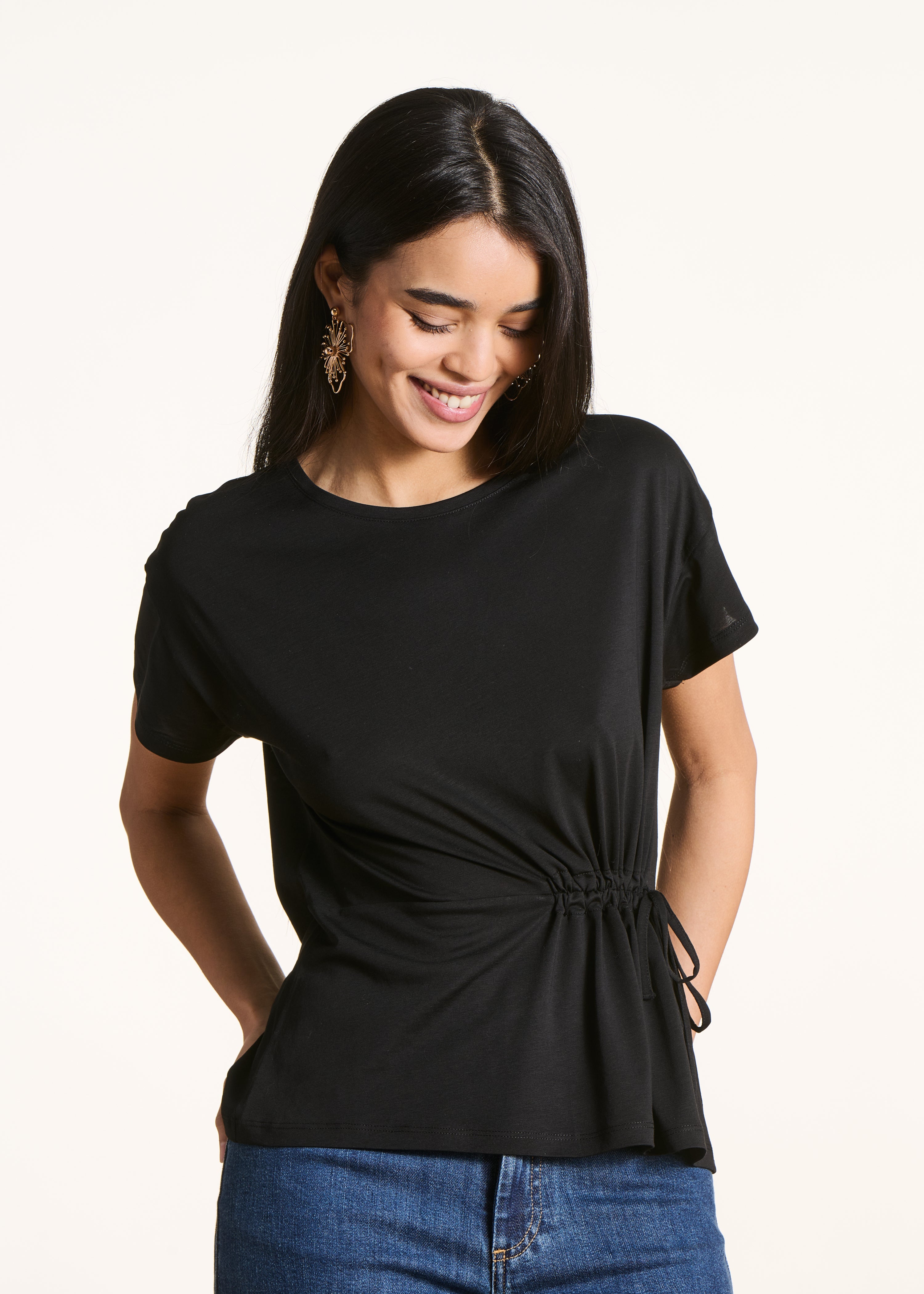 T-shirt fluida nero in lyocell e cotone