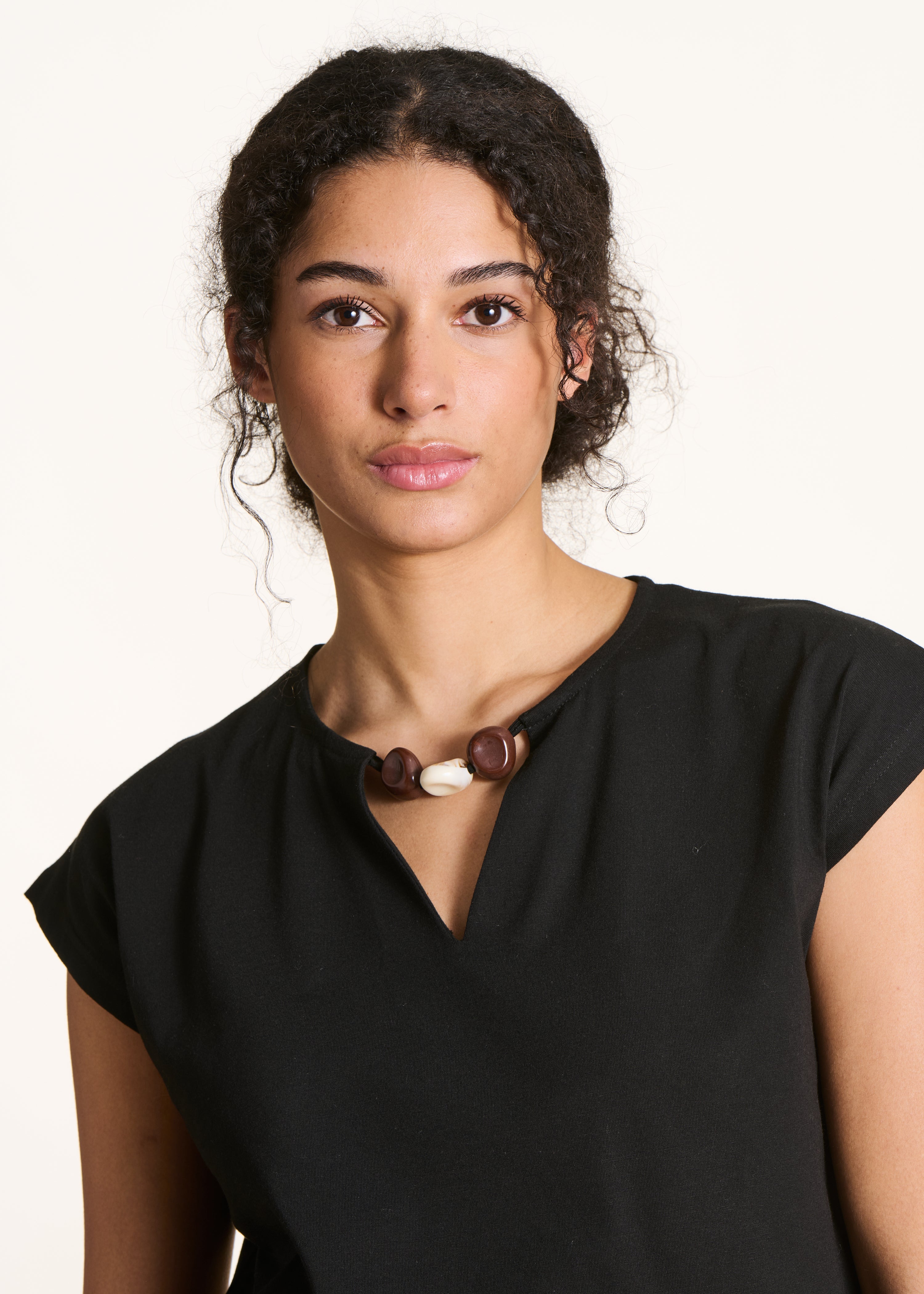 Black short sleeve T-shirt in organic cotton