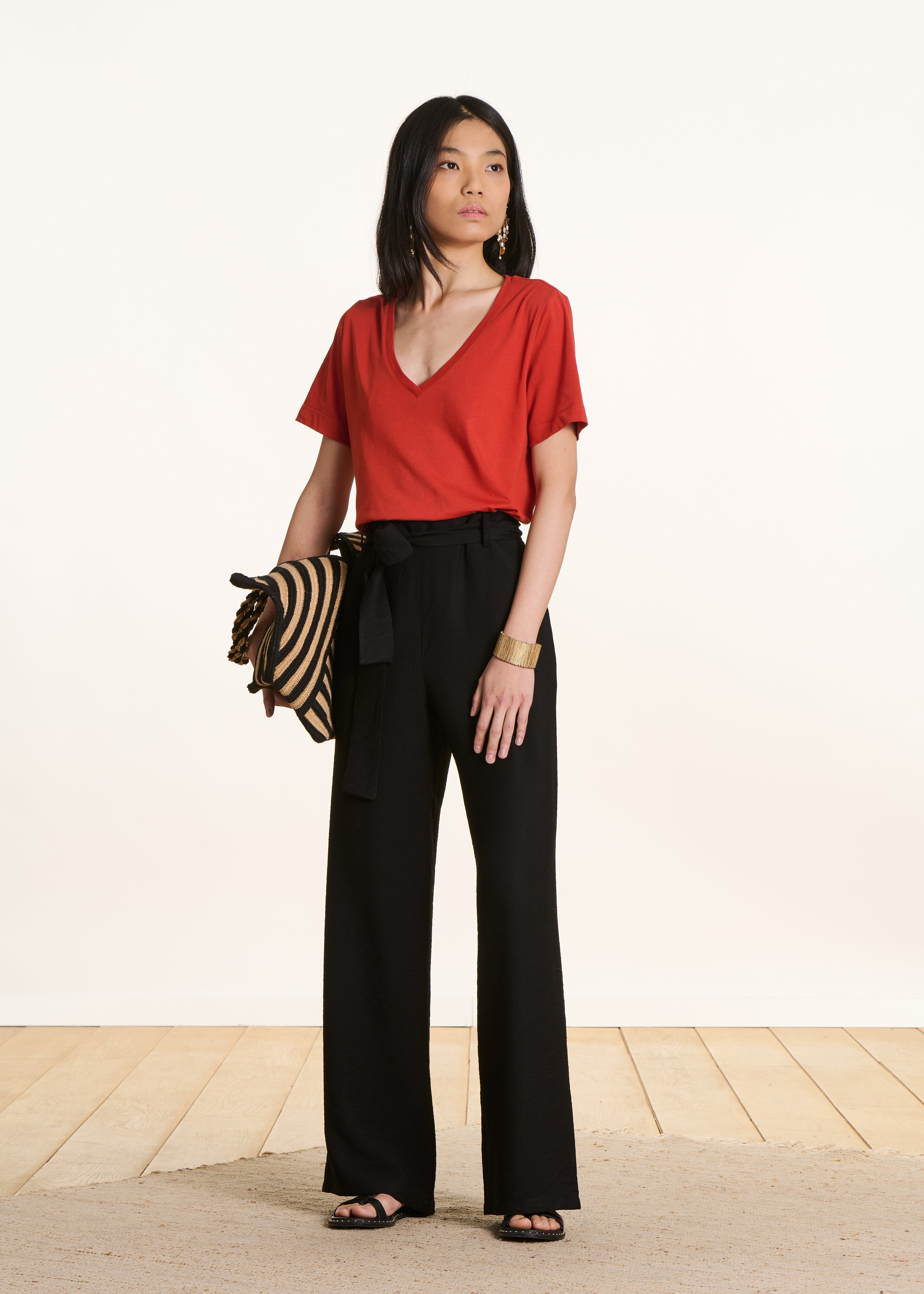Red oversized short-sleeve T-shirt