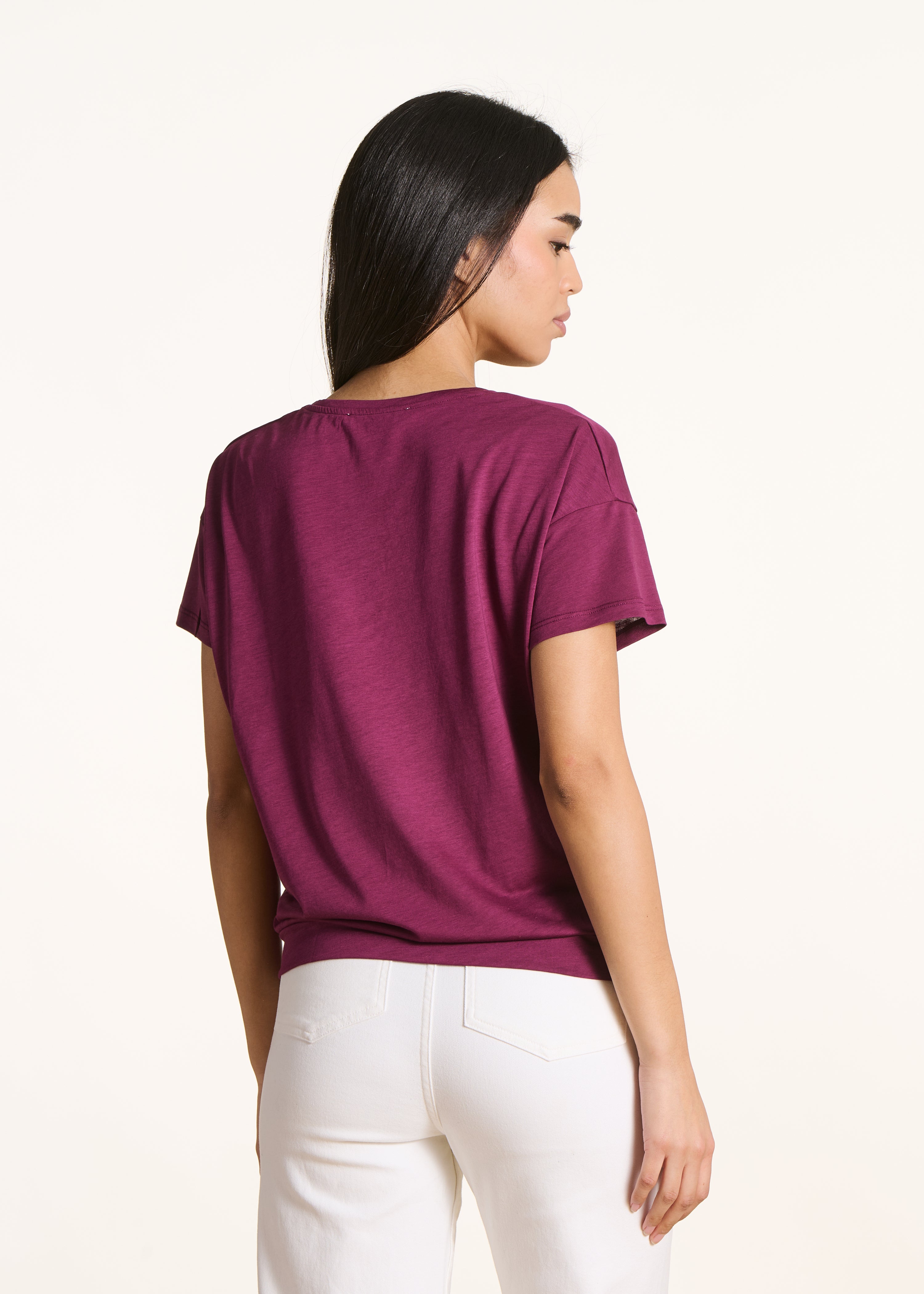 T-shirt violeta em lyocell de mangas curtas