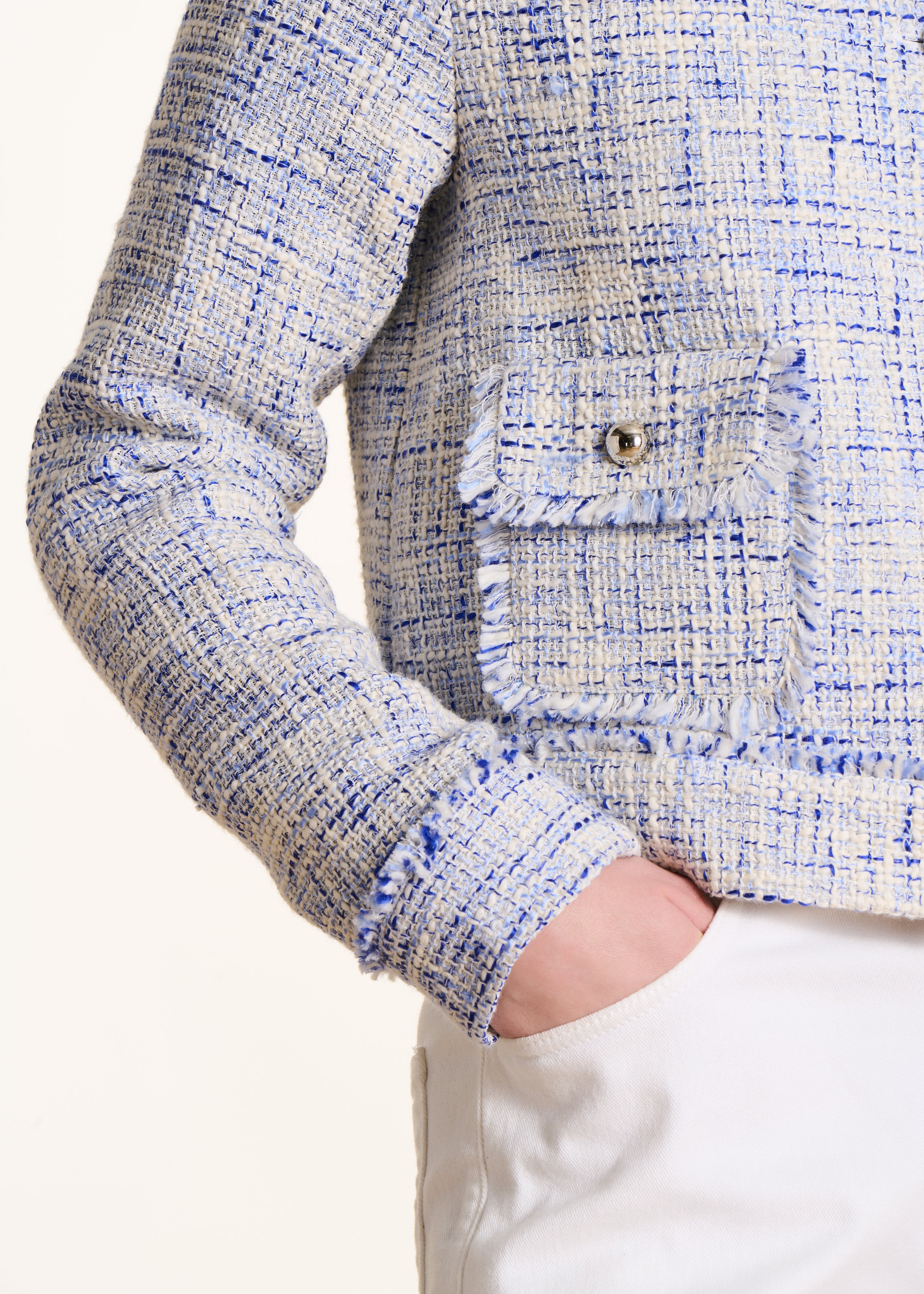 Gerade geschnittene blaue Tweedjacke