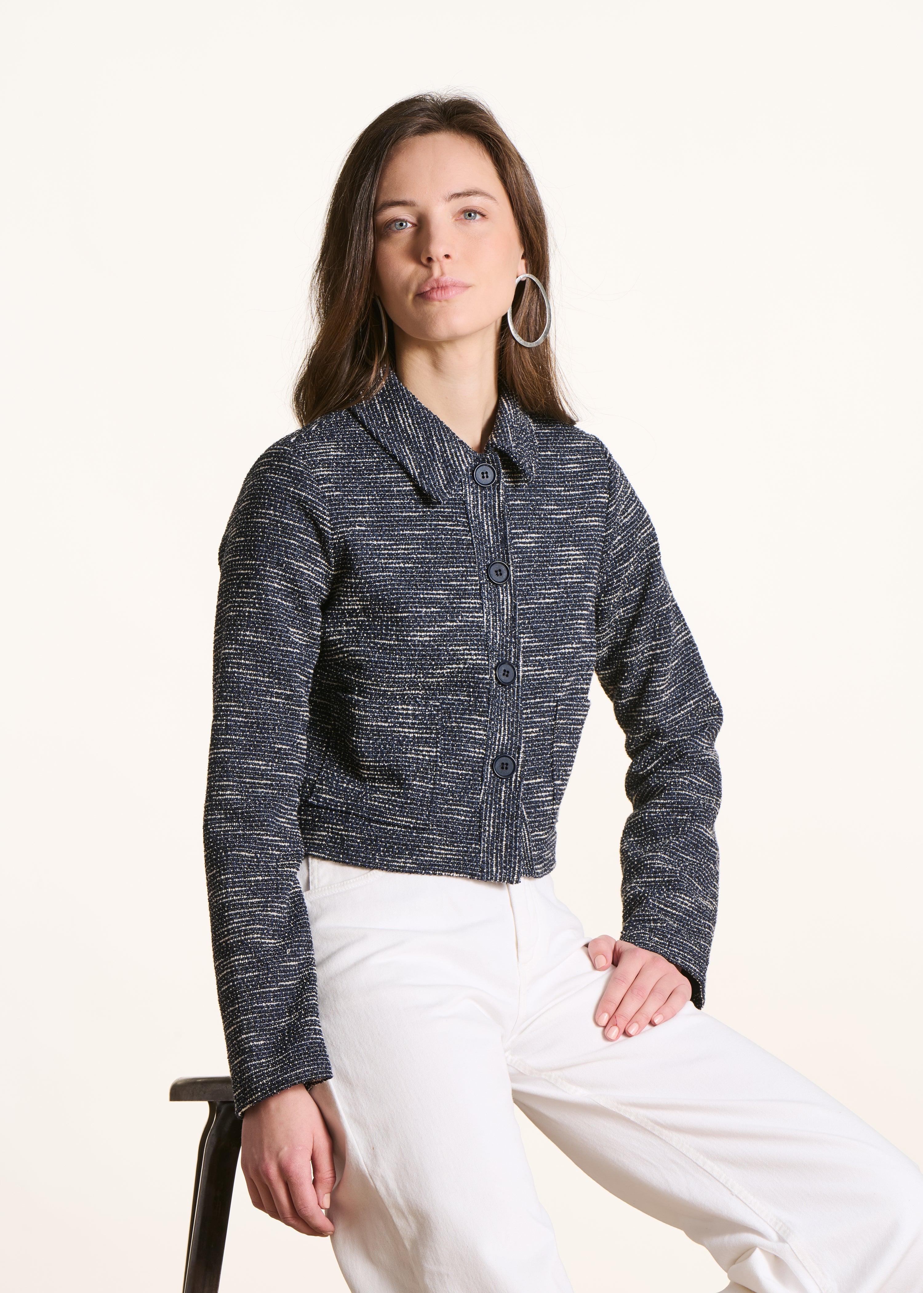 Veste courte bleu marine en milano effet tweed