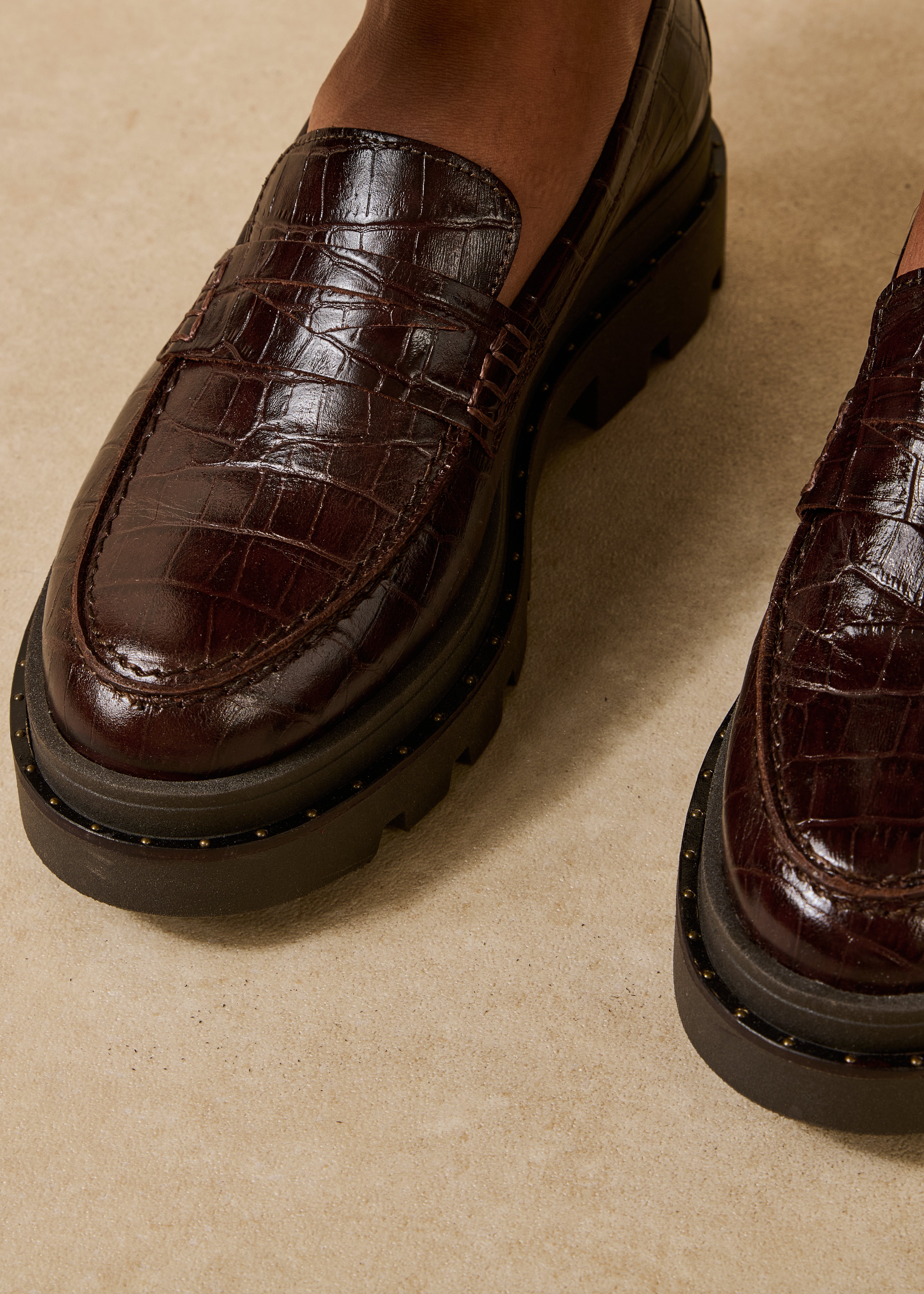 Brown crocodile-effect leather loafers