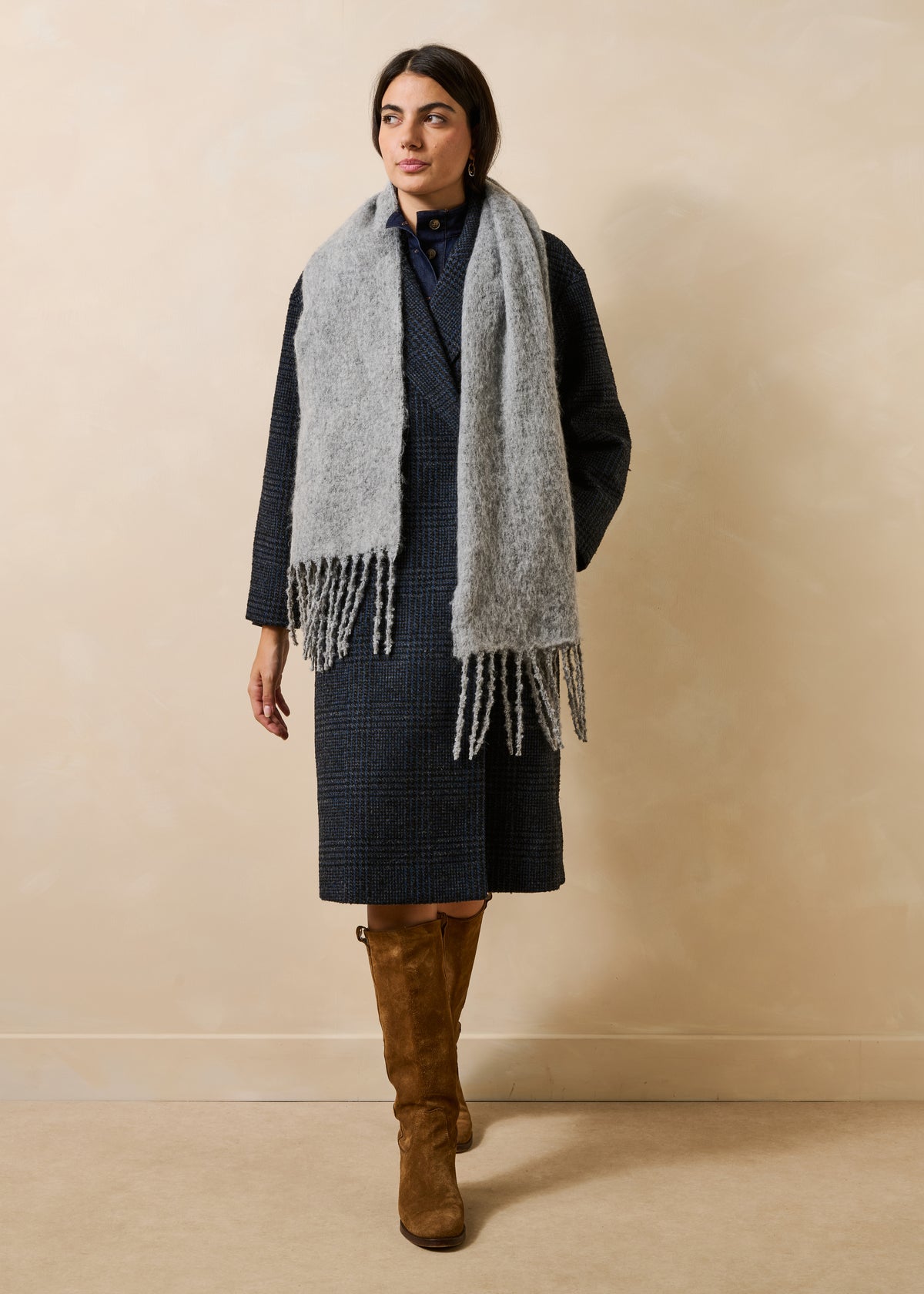 Grey Scarf - Glarina