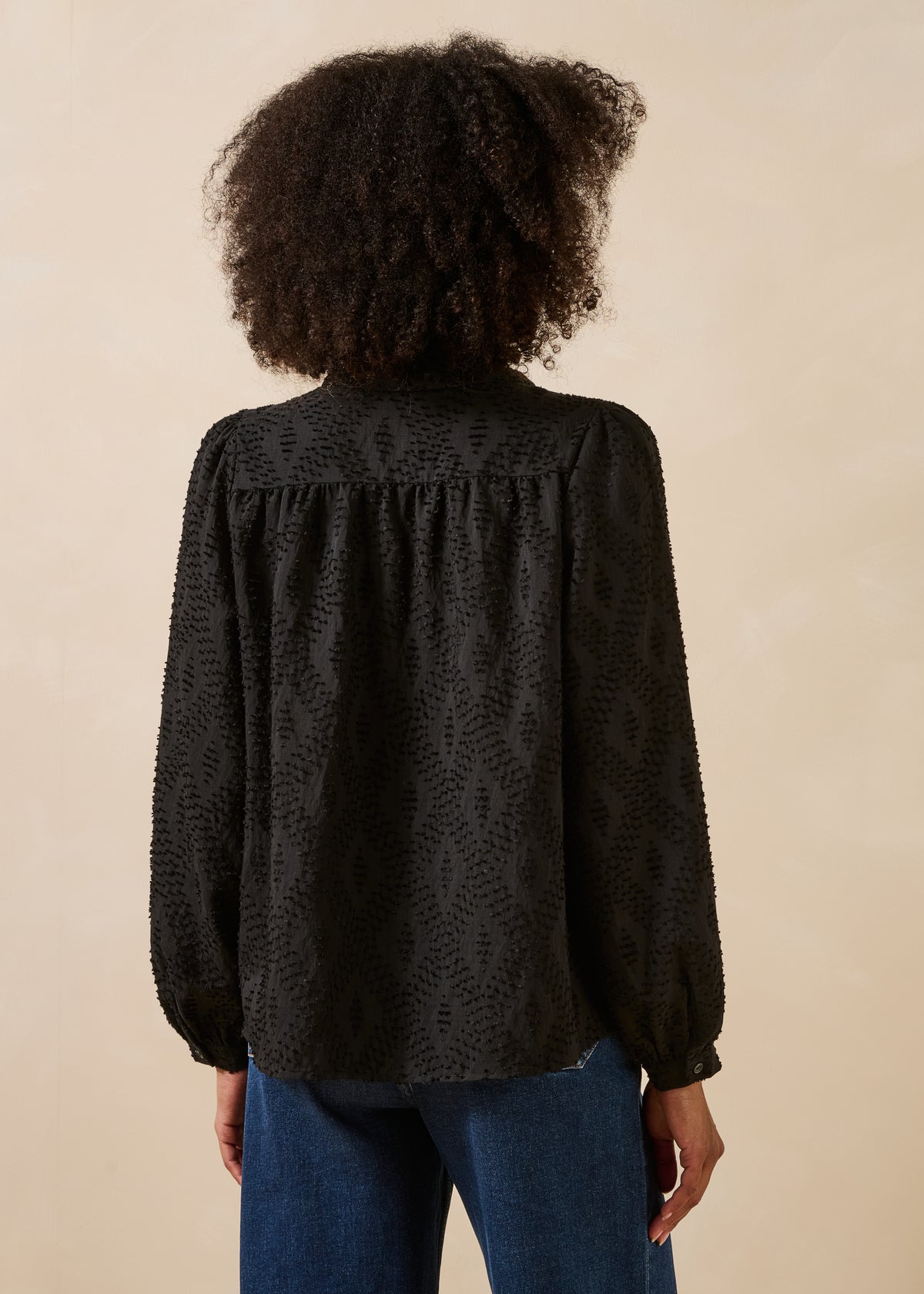 Black shirt - Topou